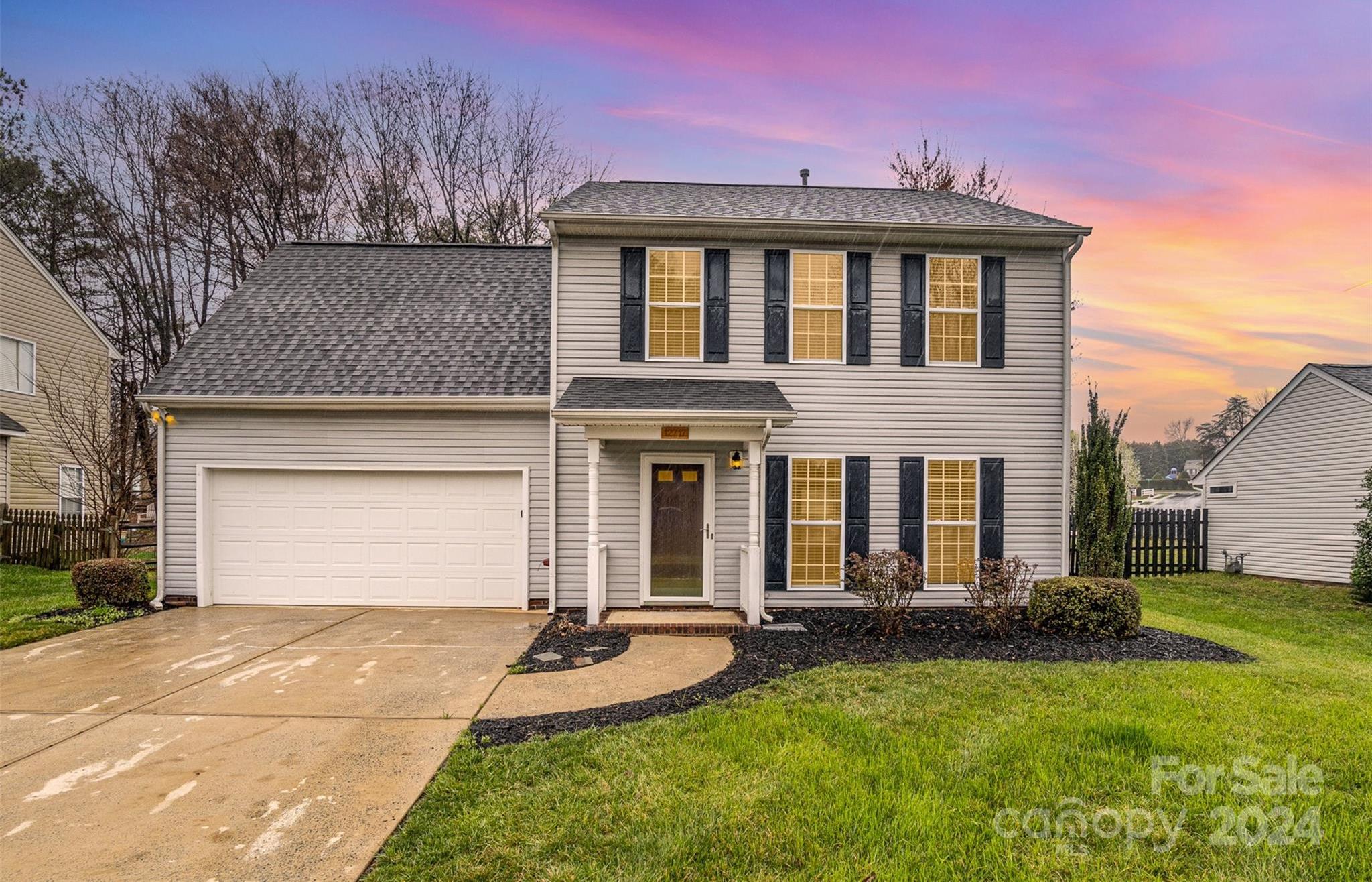 Photo one of 12717 Cardinal Point Rd Charlotte NC 28269 | MLS 4116825