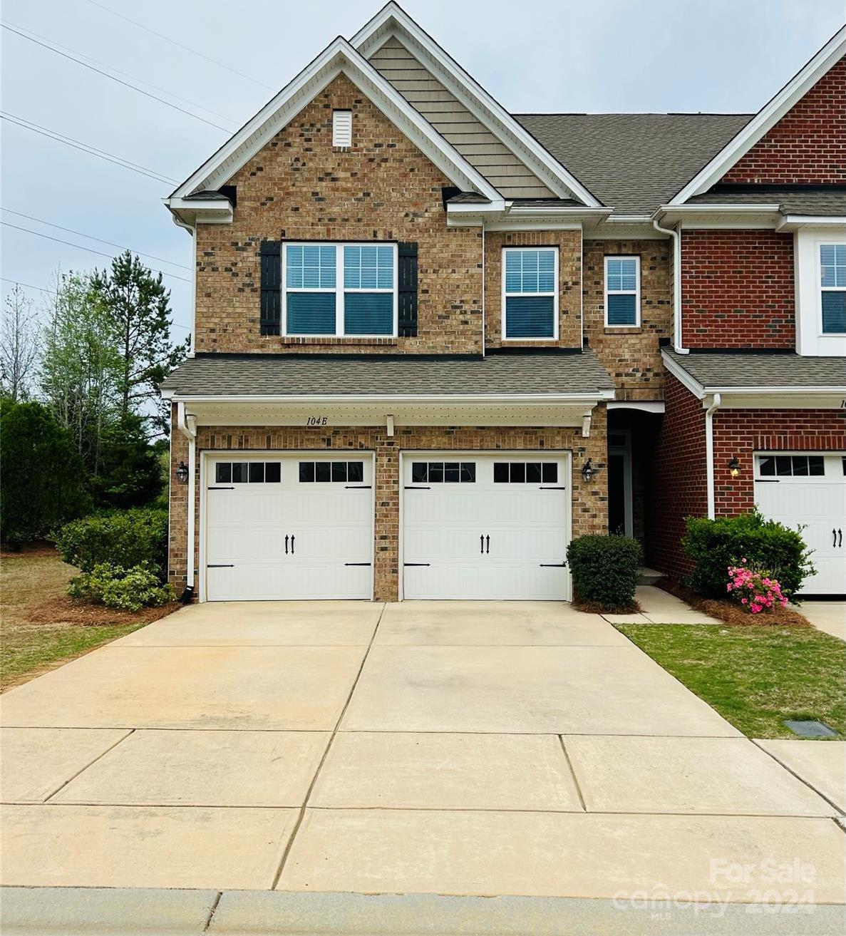 Photo one of 104 Burlingame Ct # E Mooresville NC 28117 | MLS 4116949