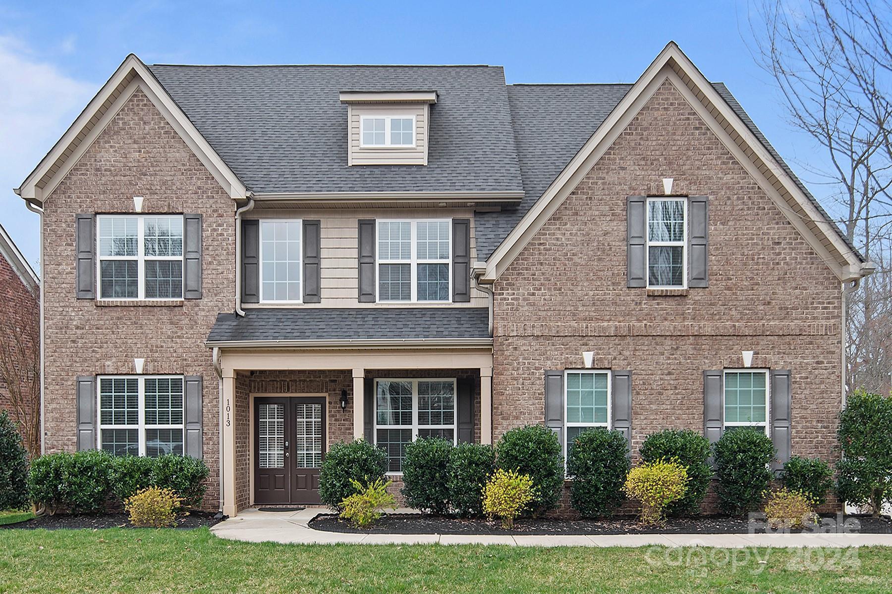 Photo one of 1013 Simmon Tree Ct Indian Trail NC 28079 | MLS 4117494