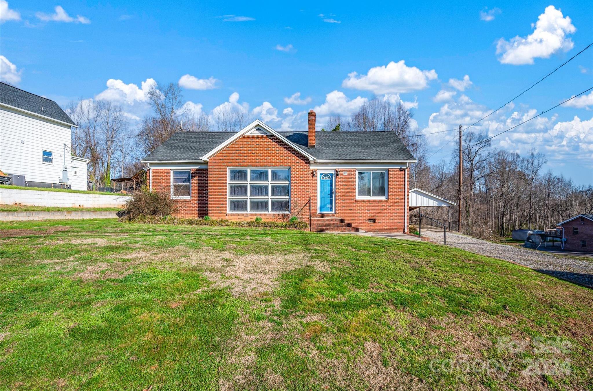 Photo one of 108 3Rd Sw Ave Catawba NC 28609 | MLS 4117907