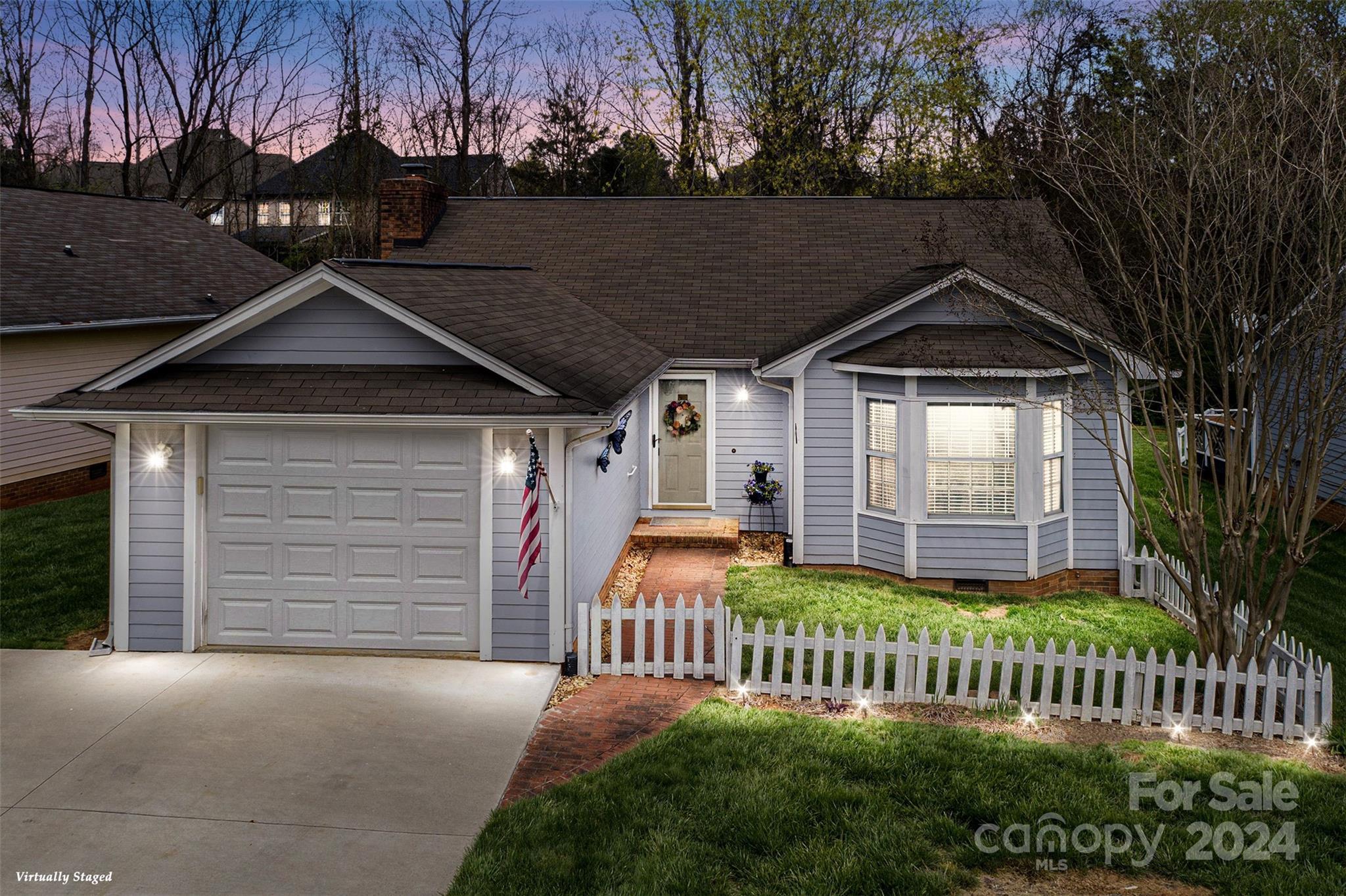 Photo one of 2922 Cherry Blossom Ct Fort Mill SC 29715 | MLS 4118013