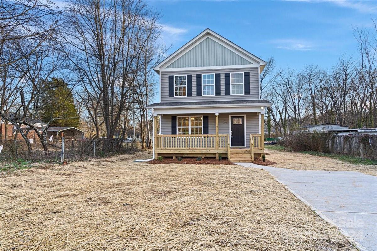 Photo one of 699 Fayetteville Ave Statesville NC 28677 | MLS 4118717