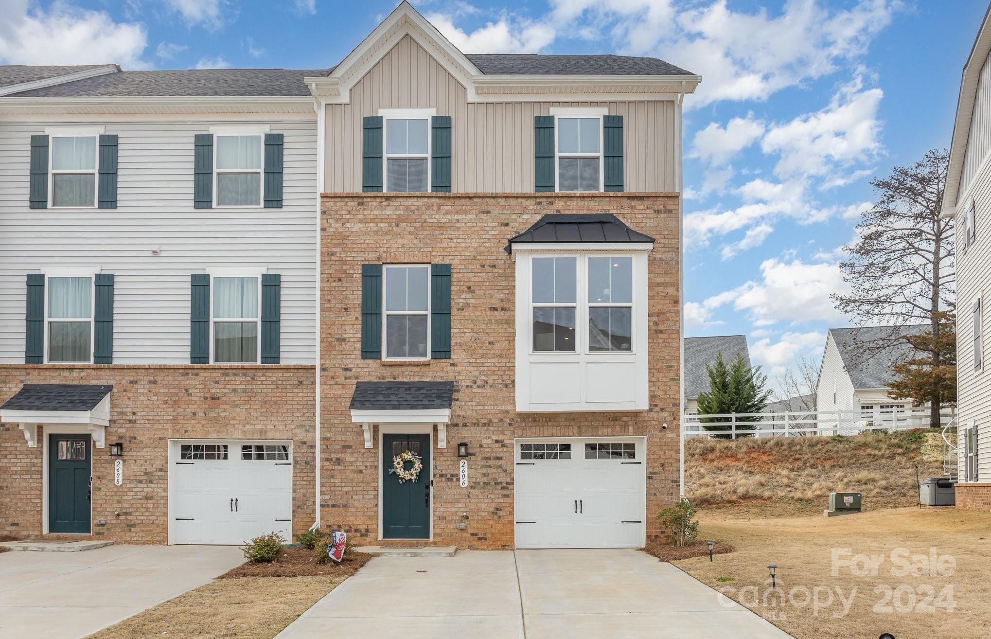 Photo one of 2606 Grantham Place Dr Fort Mill SC 29715 | MLS 4120072