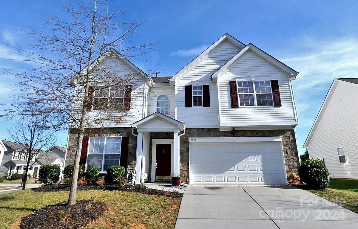 Photo one of 8833 Goldfields Dr Charlotte NC 28227 | MLS 4120521