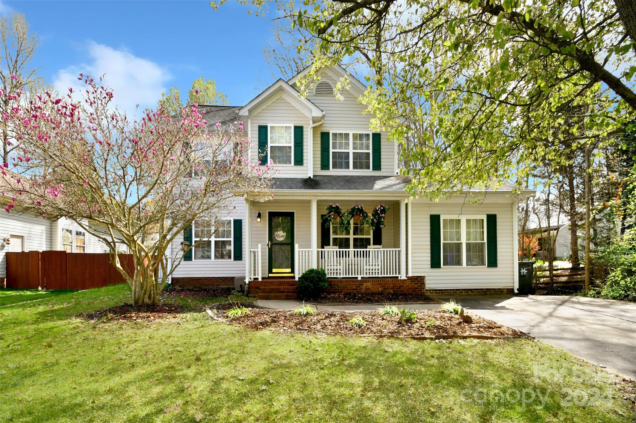 Photo one of 16421 Amber Field Dr Huntersville NC 28078 | MLS 4120616