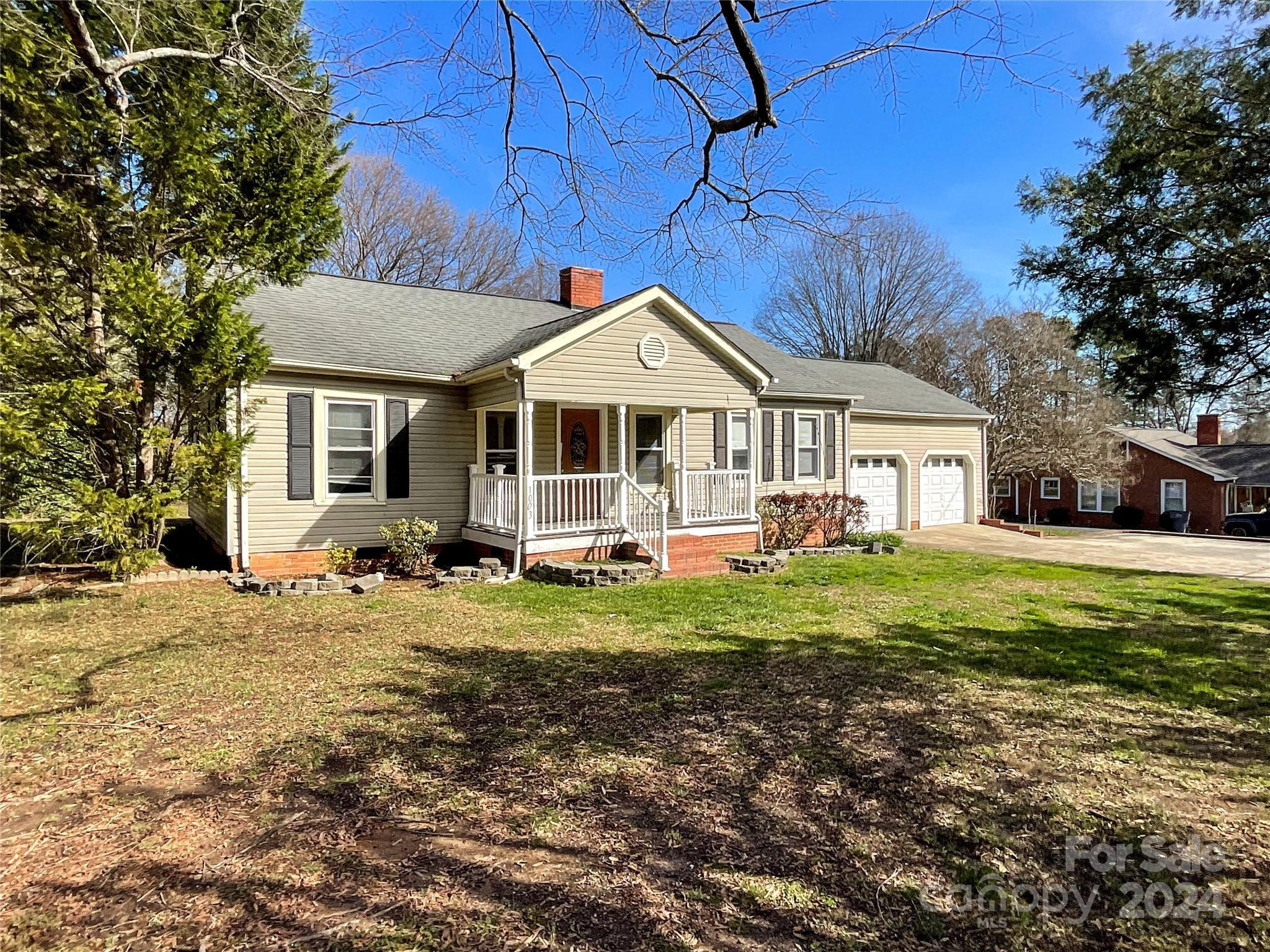 Photo one of 1003 Tennessee St Kannapolis NC 28083 | MLS 4120835