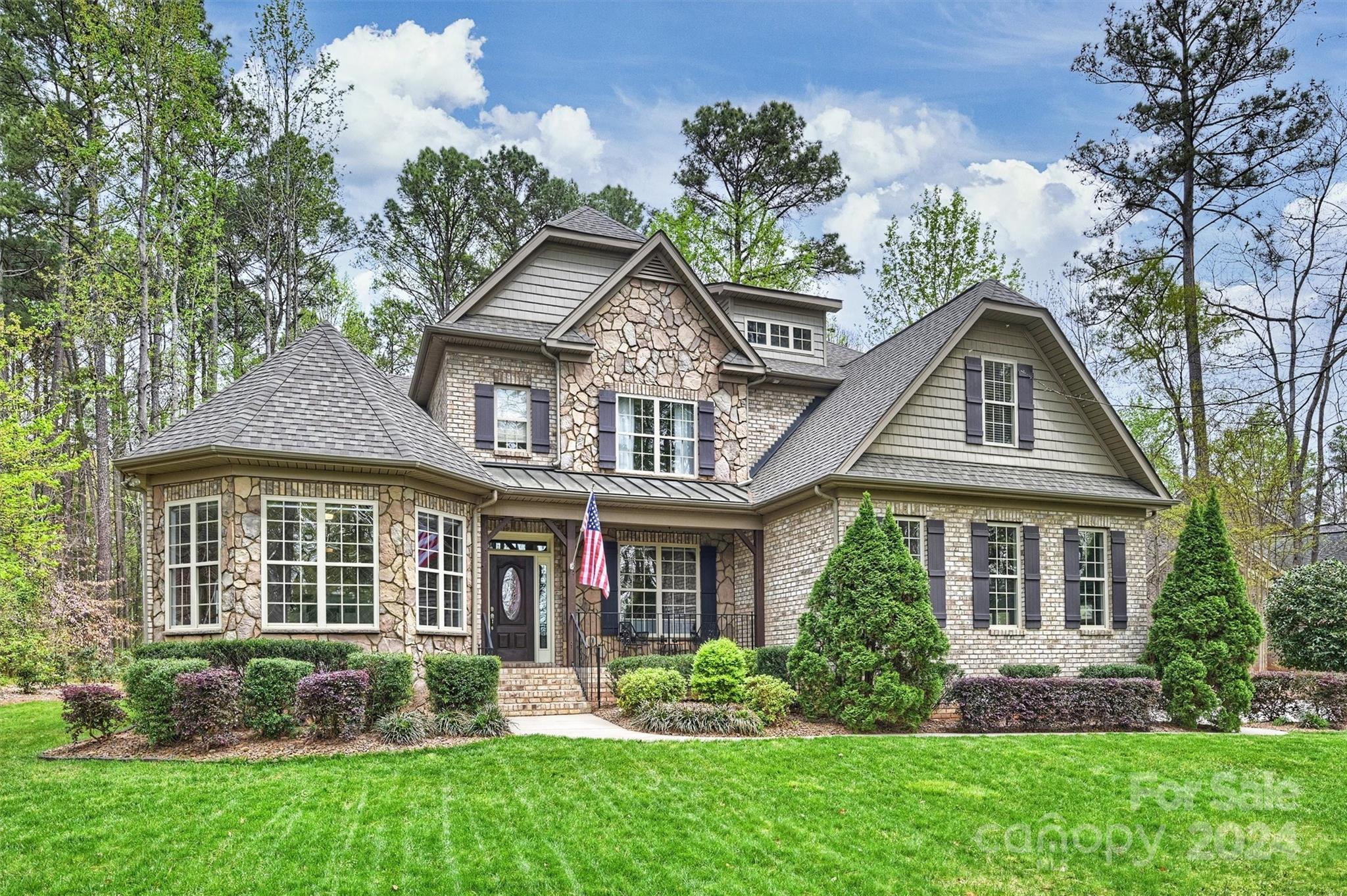 Photo one of 7019 Montgomery Rd Lake Wylie SC 29710 | MLS 4121594