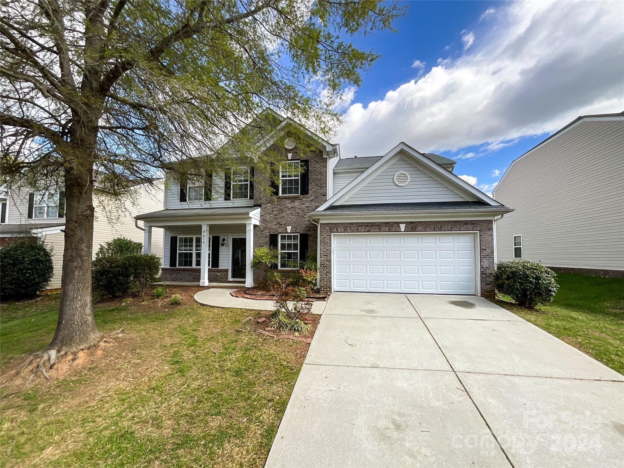 Photo one of 9014 Gailes Dr Charlotte NC 28278 | MLS 4122317