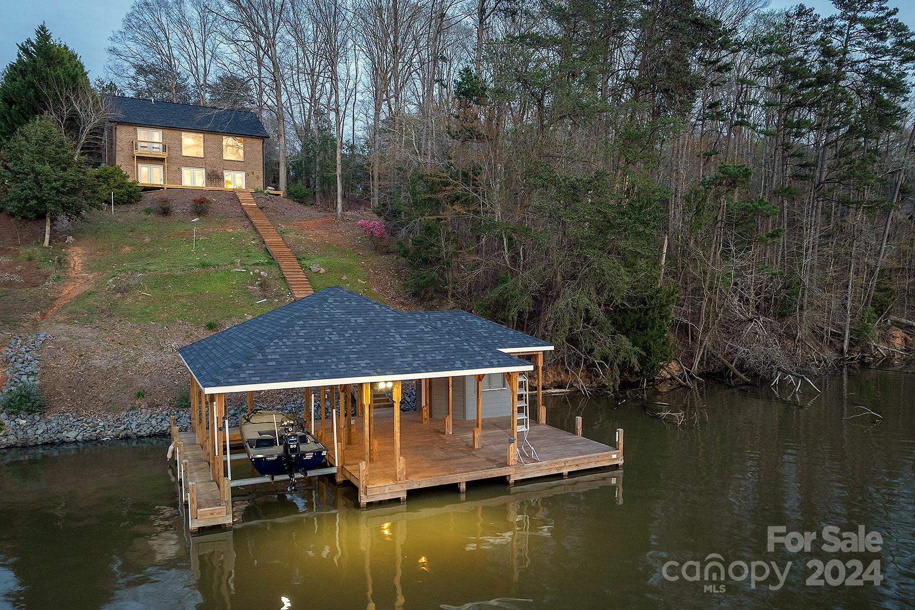 Photo one of 154 Sugar Loaf Dr Troy NC 27371 | MLS 4123074