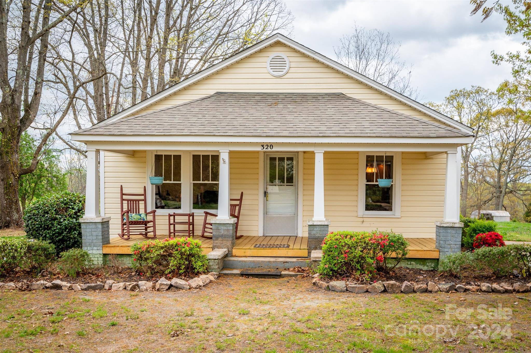 Photo one of 320 Ostwalt Amity Rd Troutman NC 28166 | MLS 4123452