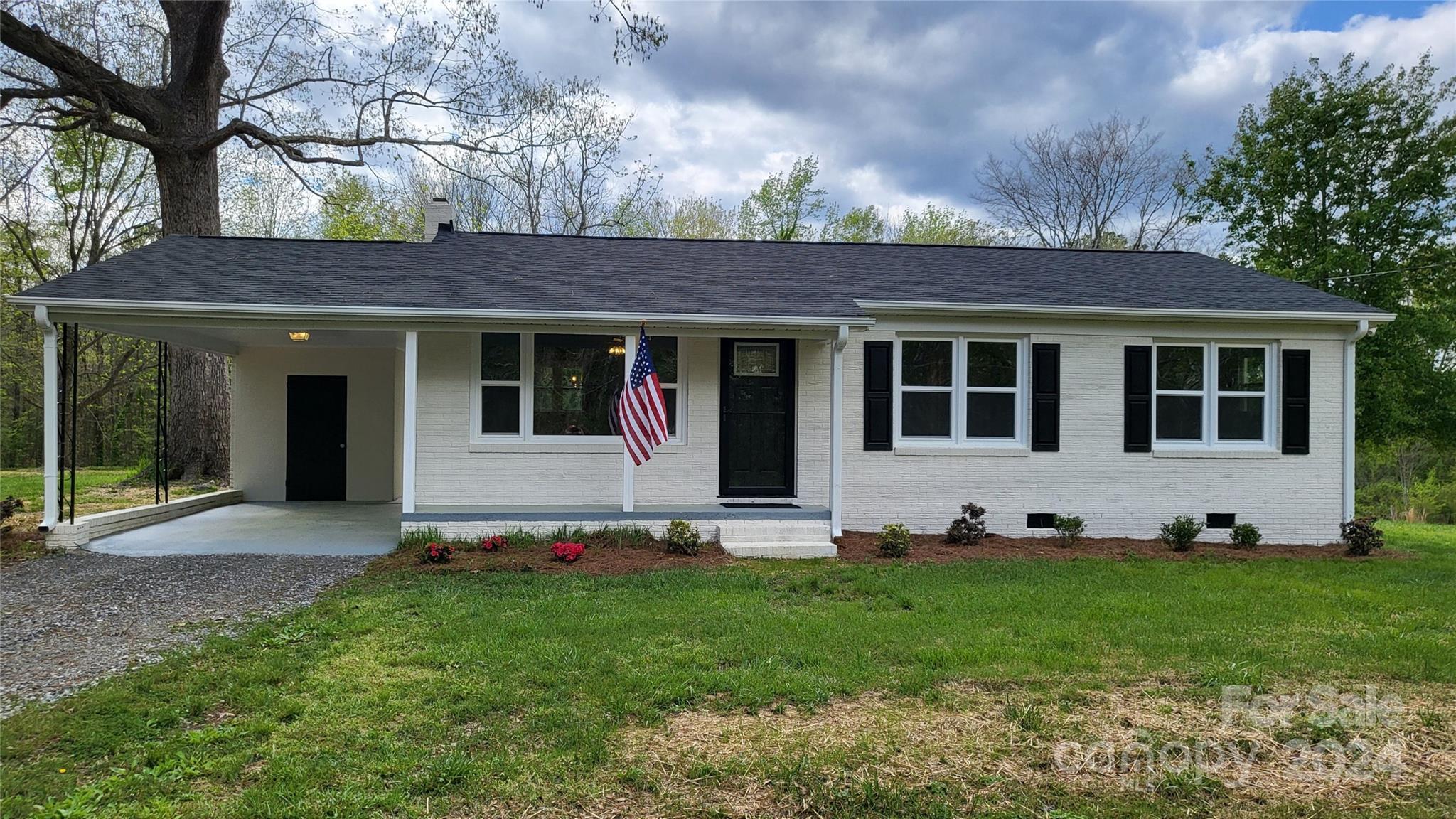 Photo one of 1143 Potter Rd Lancaster SC 29720 | MLS 4123805