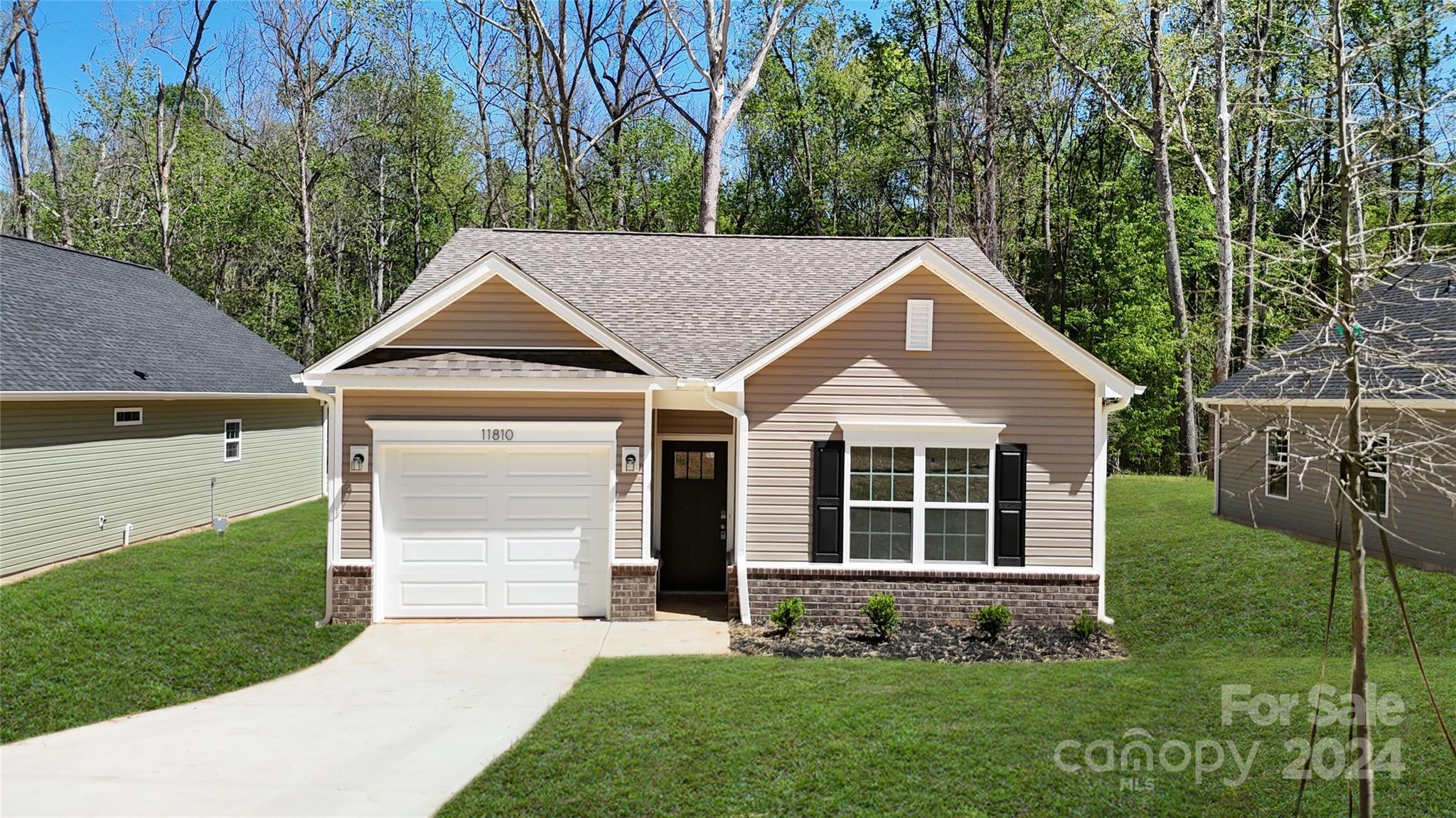 Photo one of 11814 Titan Ave Huntersville NC 28078 | MLS 4124568