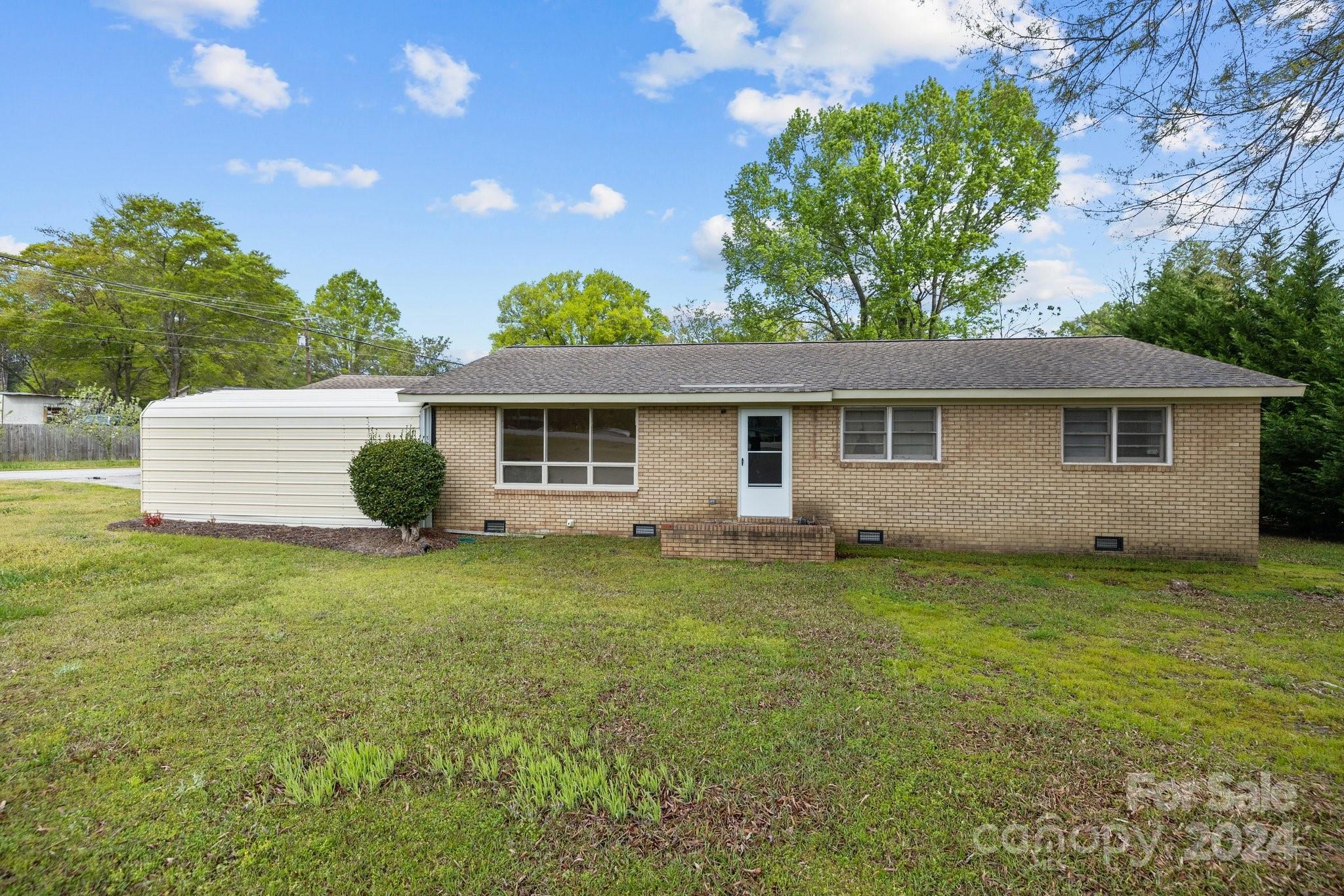 Photo one of 2697 Knotty Pines Dr Lancaster SC 29720 | MLS 4124803