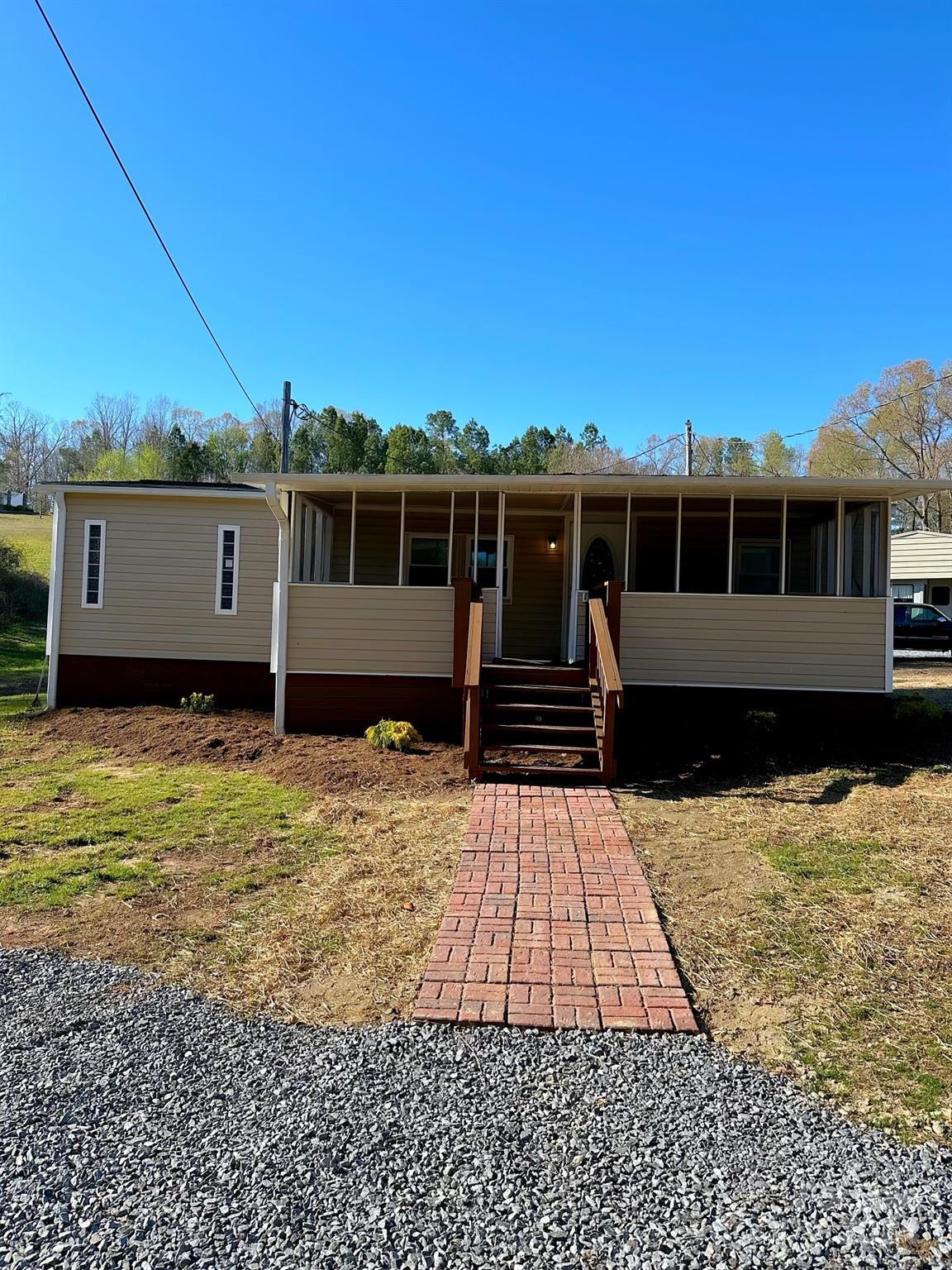Photo one of 635 Bell Rd Kings Mountain NC 28086 | MLS 4126413