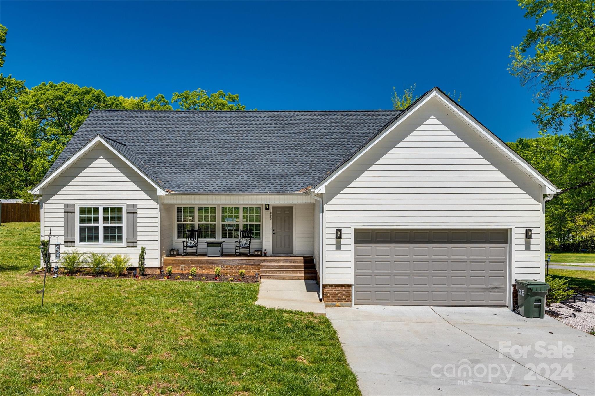 Photo one of 1009 Rainbow Cir Catawba SC 29704 | MLS 4126708