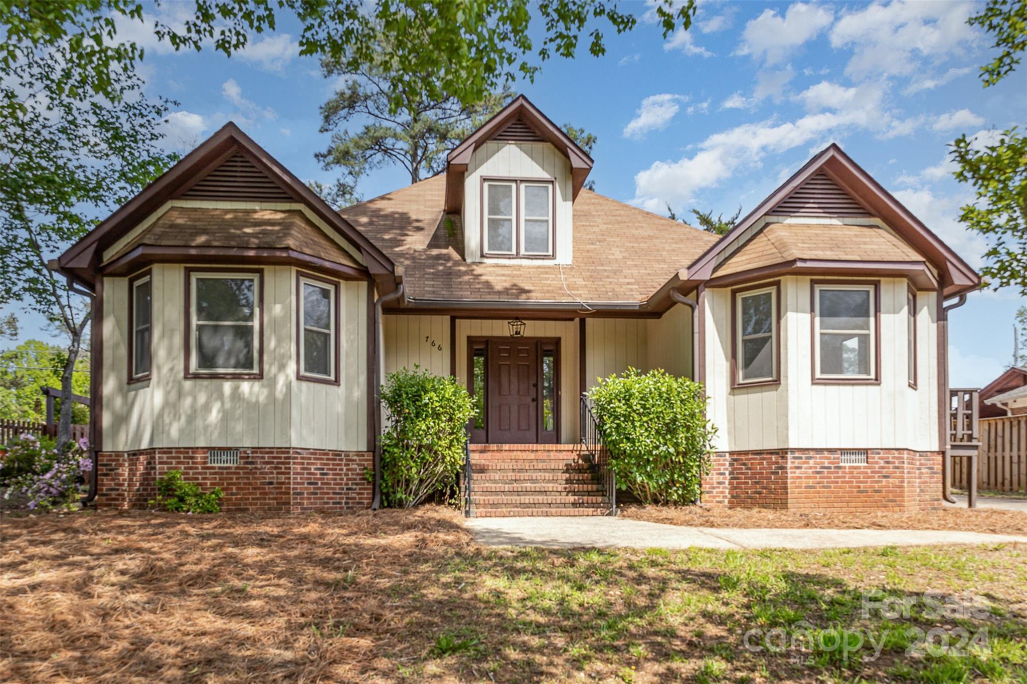 Photo one of 766 Wofford St Rock Hill SC 29730 | MLS 4127048