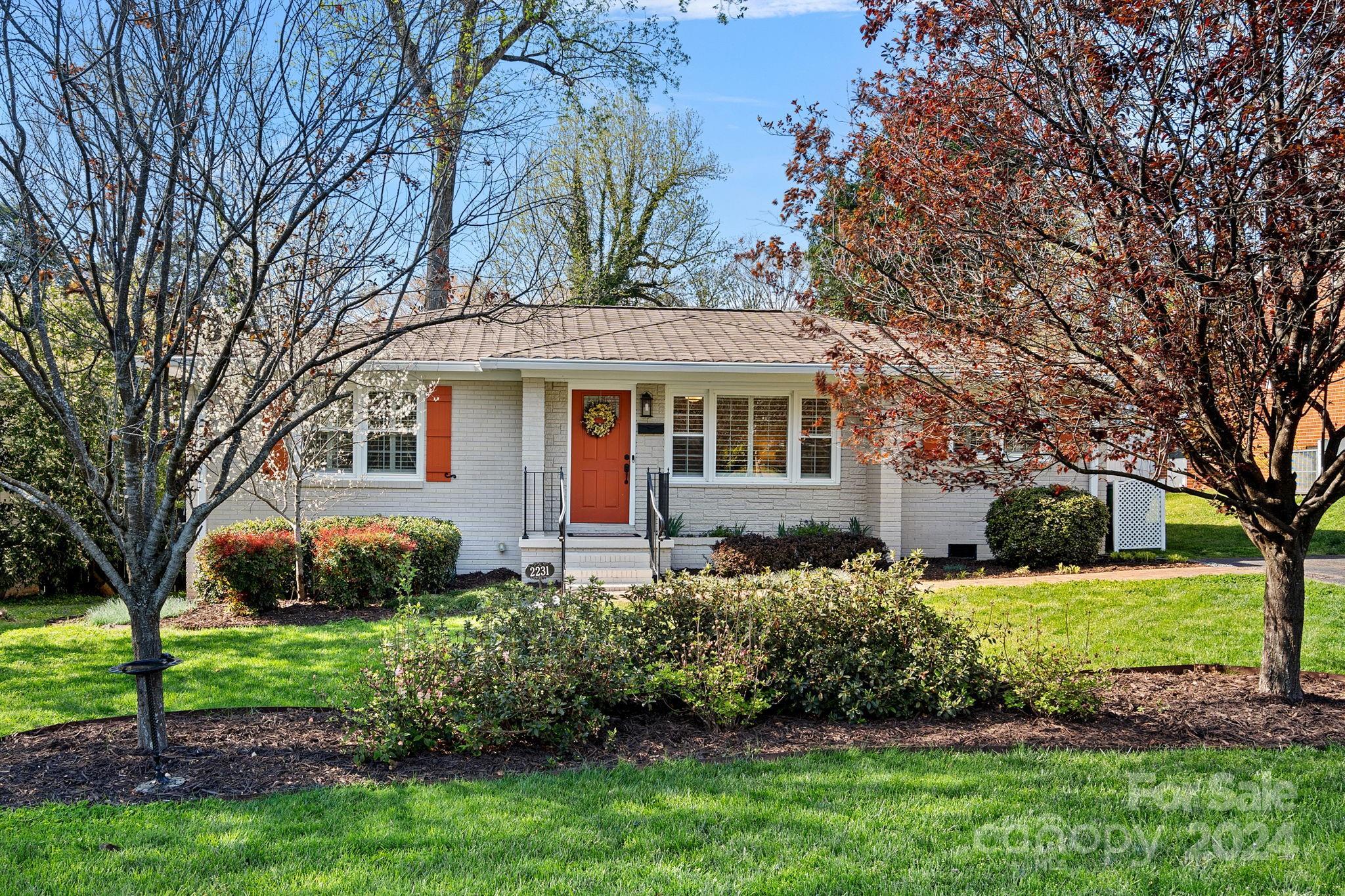 Photo one of 2231 Lanier Ave Charlotte NC 28205 | MLS 4127130