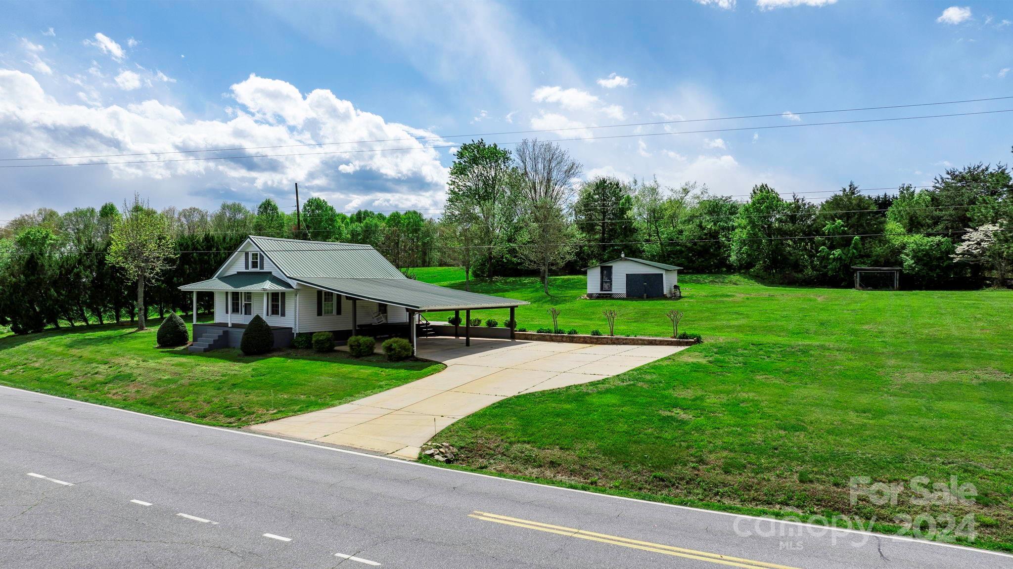 Photo one of 5050 Church Rd Taylorsville NC 28681 | MLS 4127358
