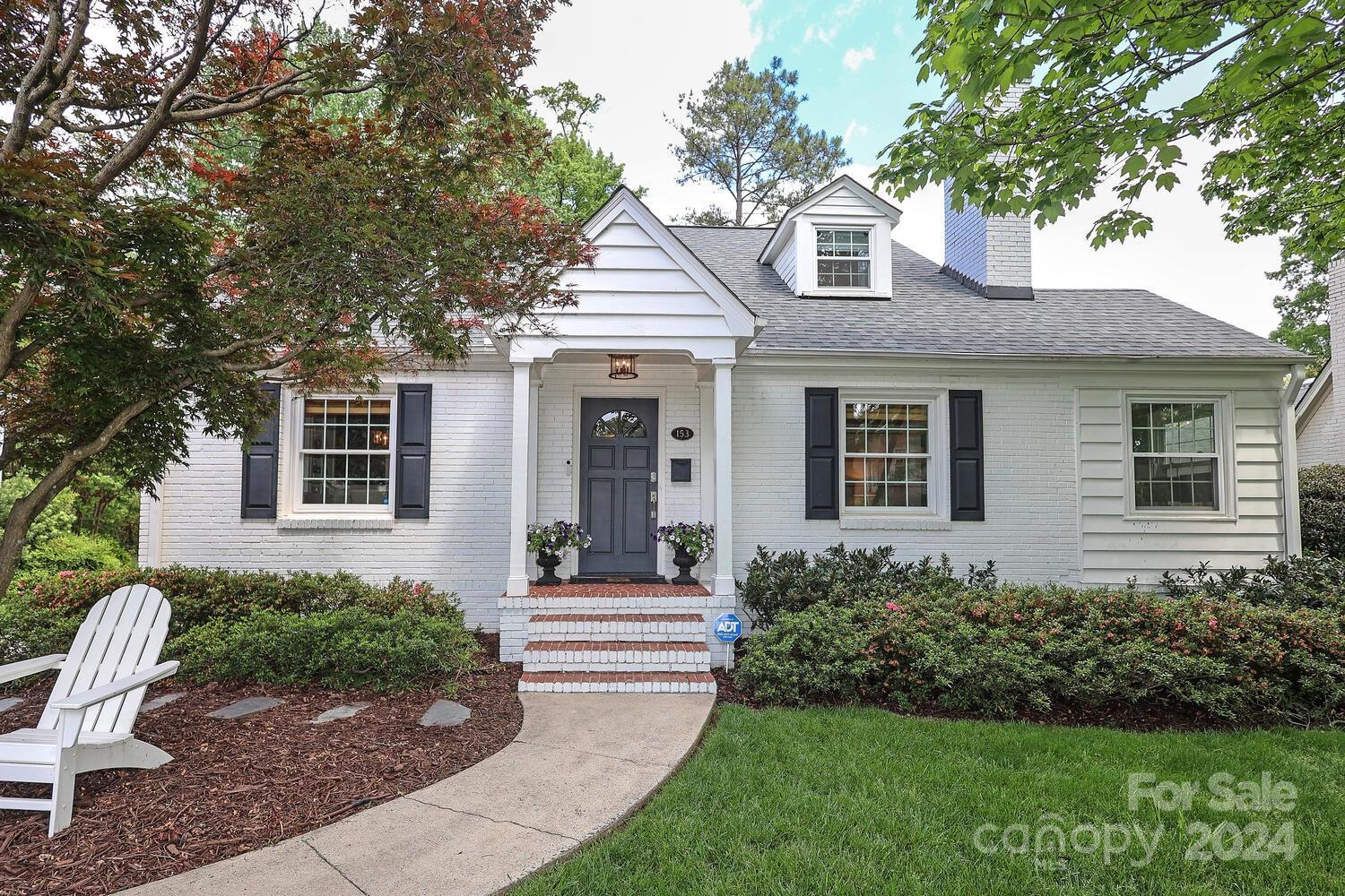 Photo one of 153 Middleton Dr Charlotte NC 28207 | MLS 4127438