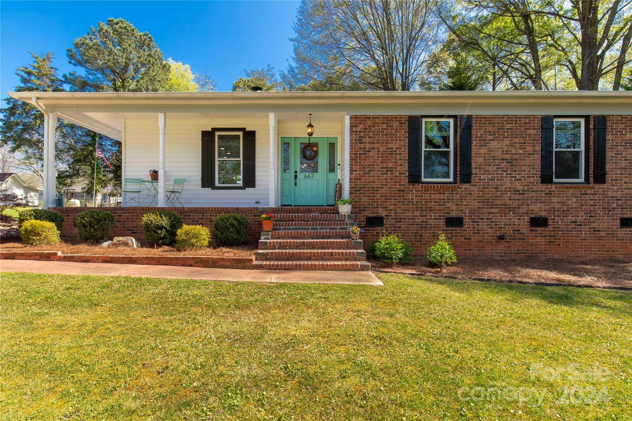 Photo one of 667 Evelyn St Rock Hill SC 29730 | MLS 4127525