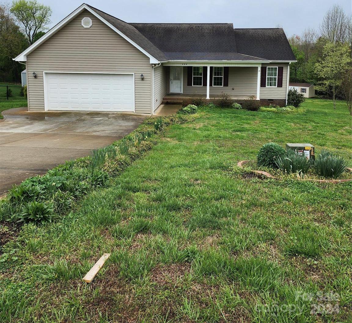 Photo one of 404 Stable Brook Ln Taylorsville NC 28681 | MLS 4127987