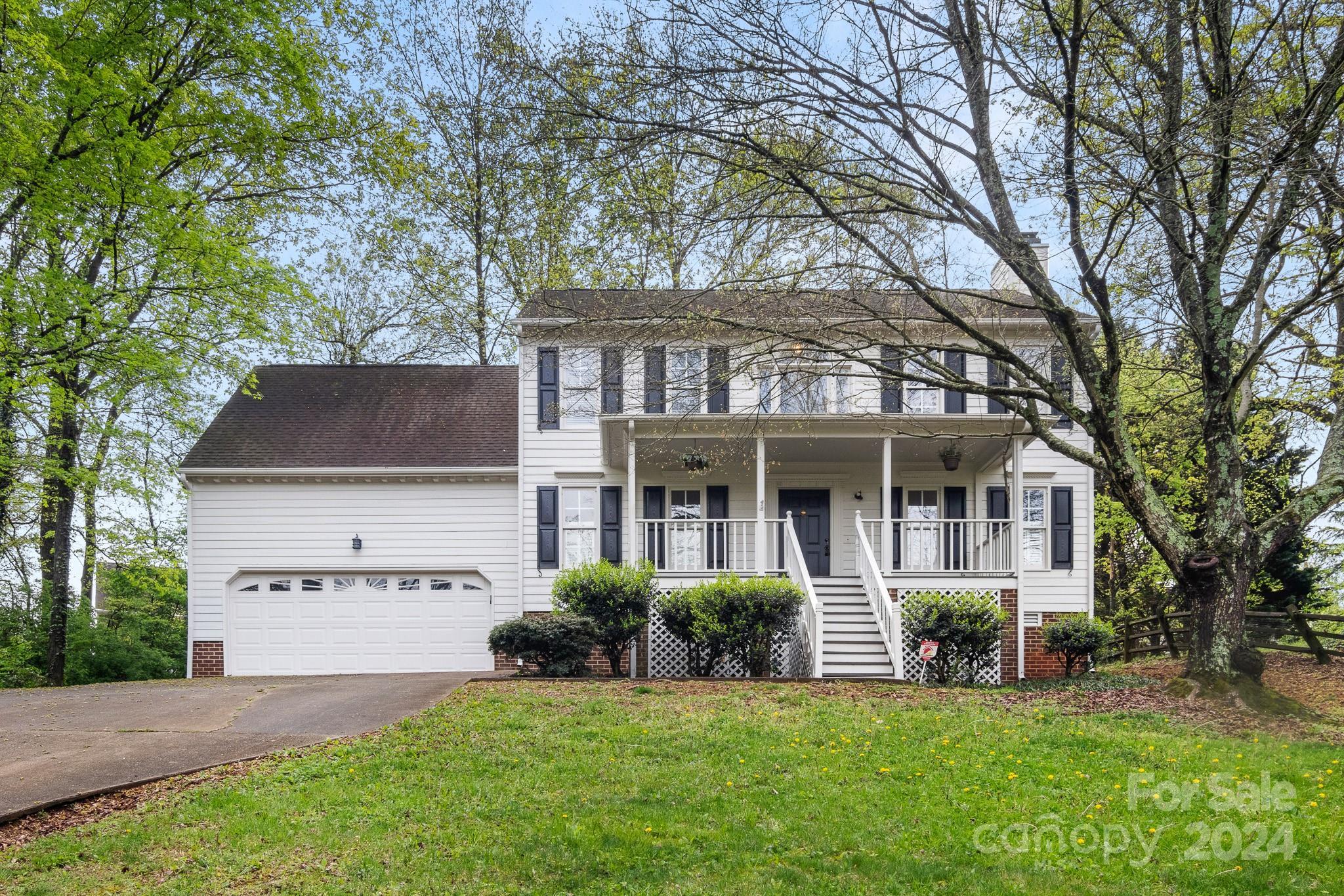 Photo one of 4722 Beech Crest Pl Charlotte NC 28269 | MLS 4128080