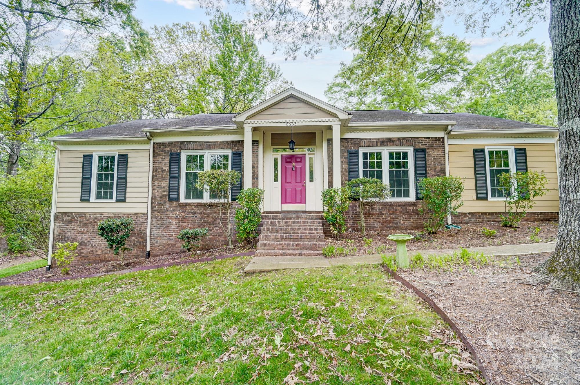 Photo one of 8633 Ducksbill Dr Charlotte NC 28277 | MLS 4128111
