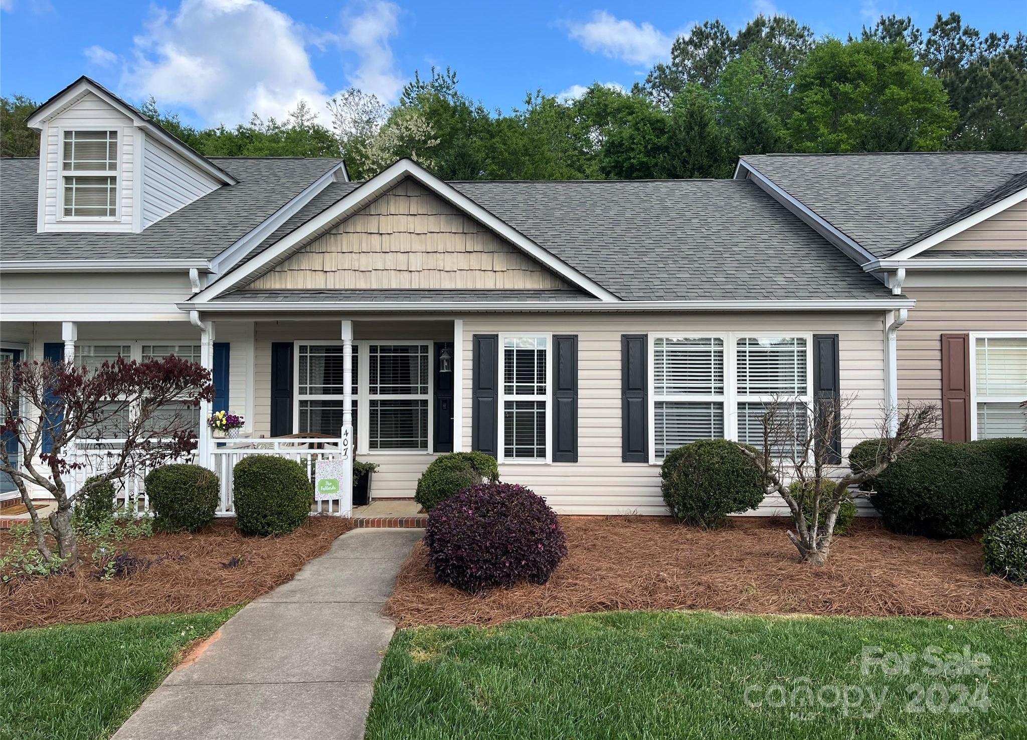 Photo one of 407 Guiness Pl Rock Hill SC 29730 | MLS 4128221