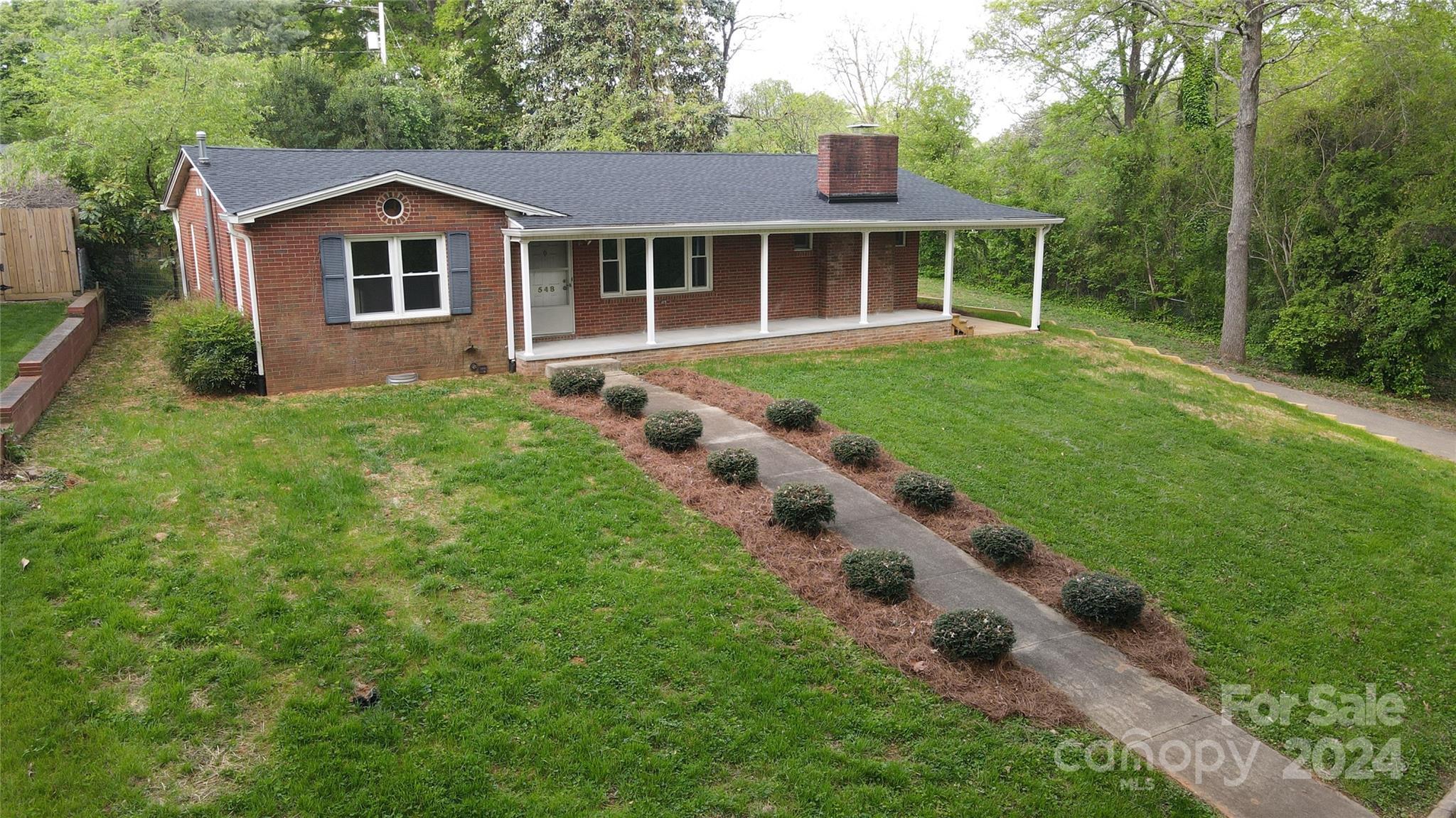 Photo one of 548 Greenway Dr Statesville NC 28677 | MLS 4129417