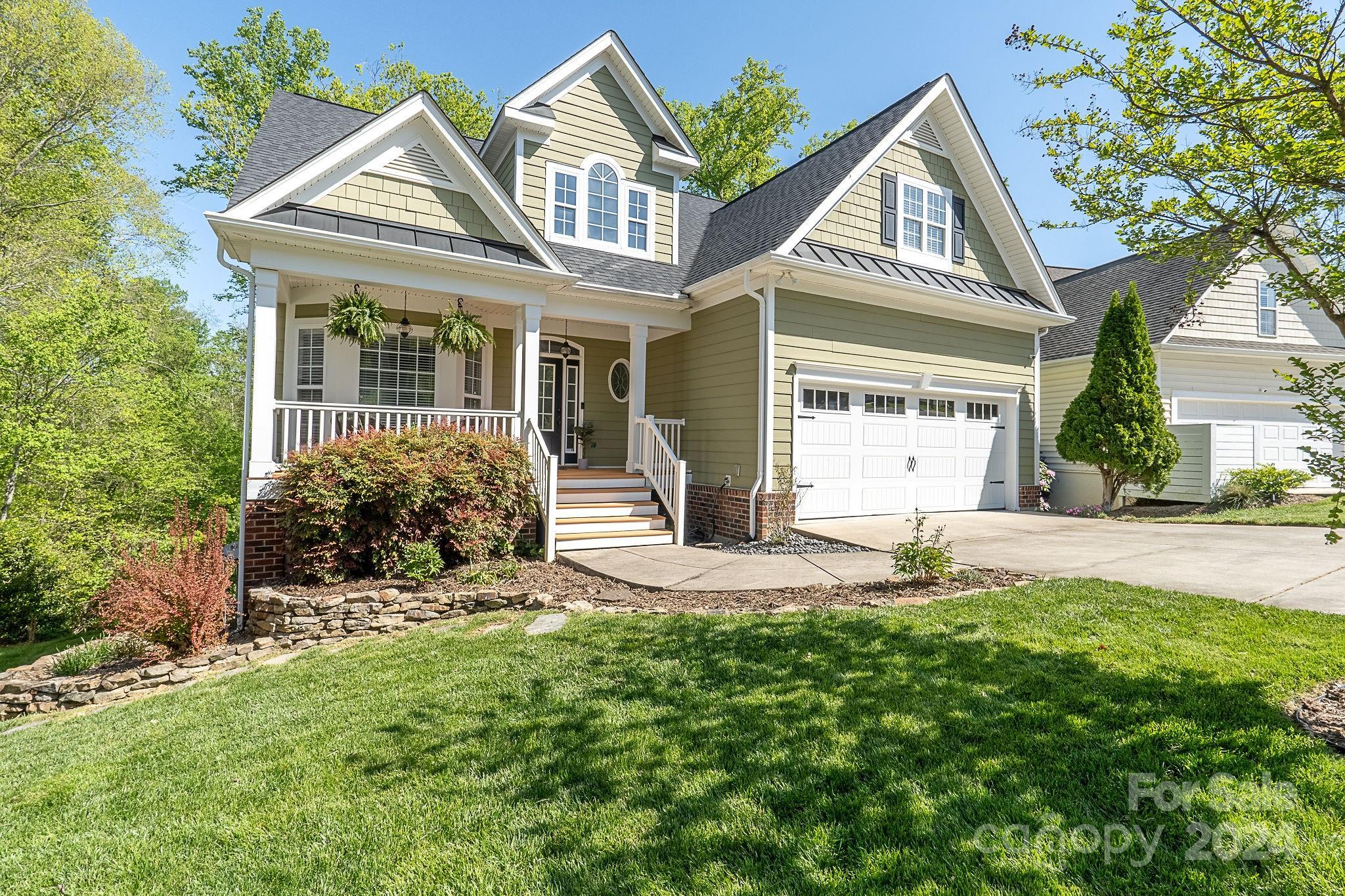 Photo one of 5621 Chalyce Ln Charlotte NC 28270 | MLS 4129484