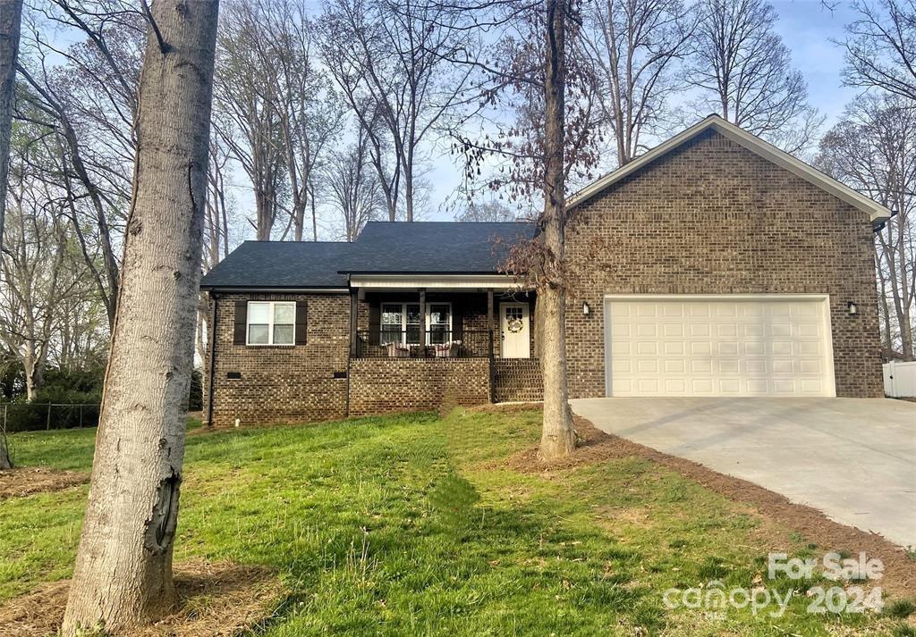 Photo one of 705 W School St Maiden NC 28650 | MLS 4130035