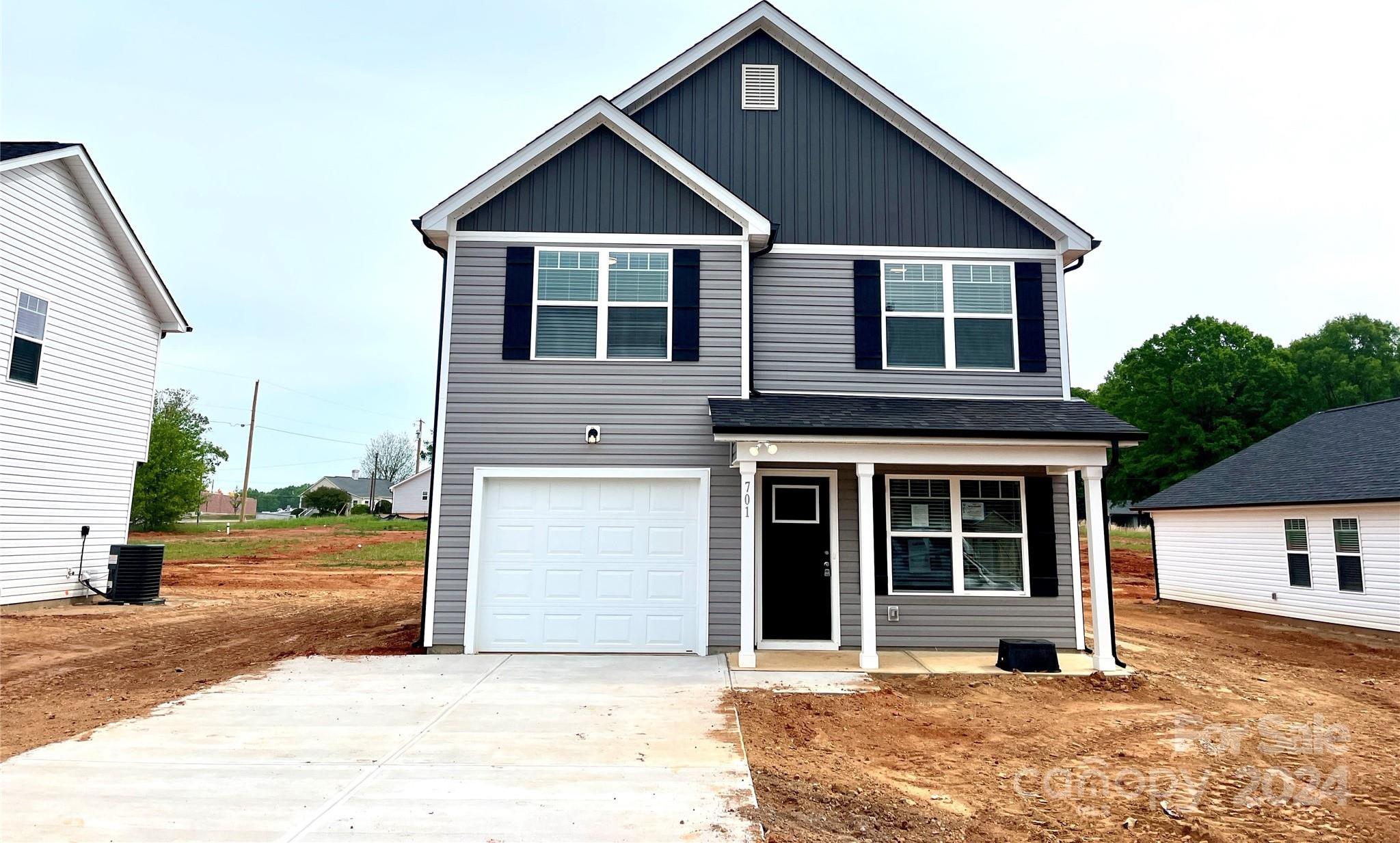 Photo one of 701 3Rd Se St Conover NC 28613 | MLS 4130375
