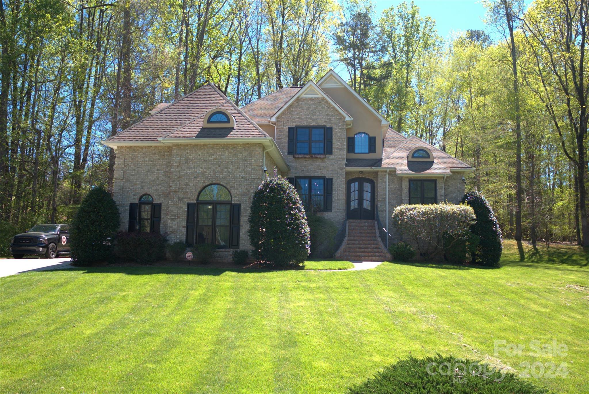Photo one of 6109 Mosswood Ct Mint Hill NC 28227 | MLS 4131088
