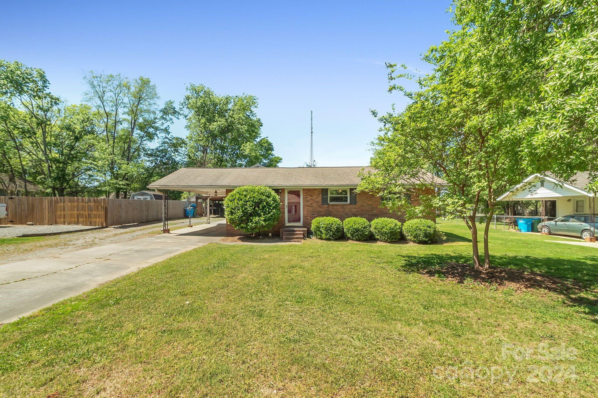 Photo one of 806 Cone Ave Pineville NC 28134 | MLS 4131418