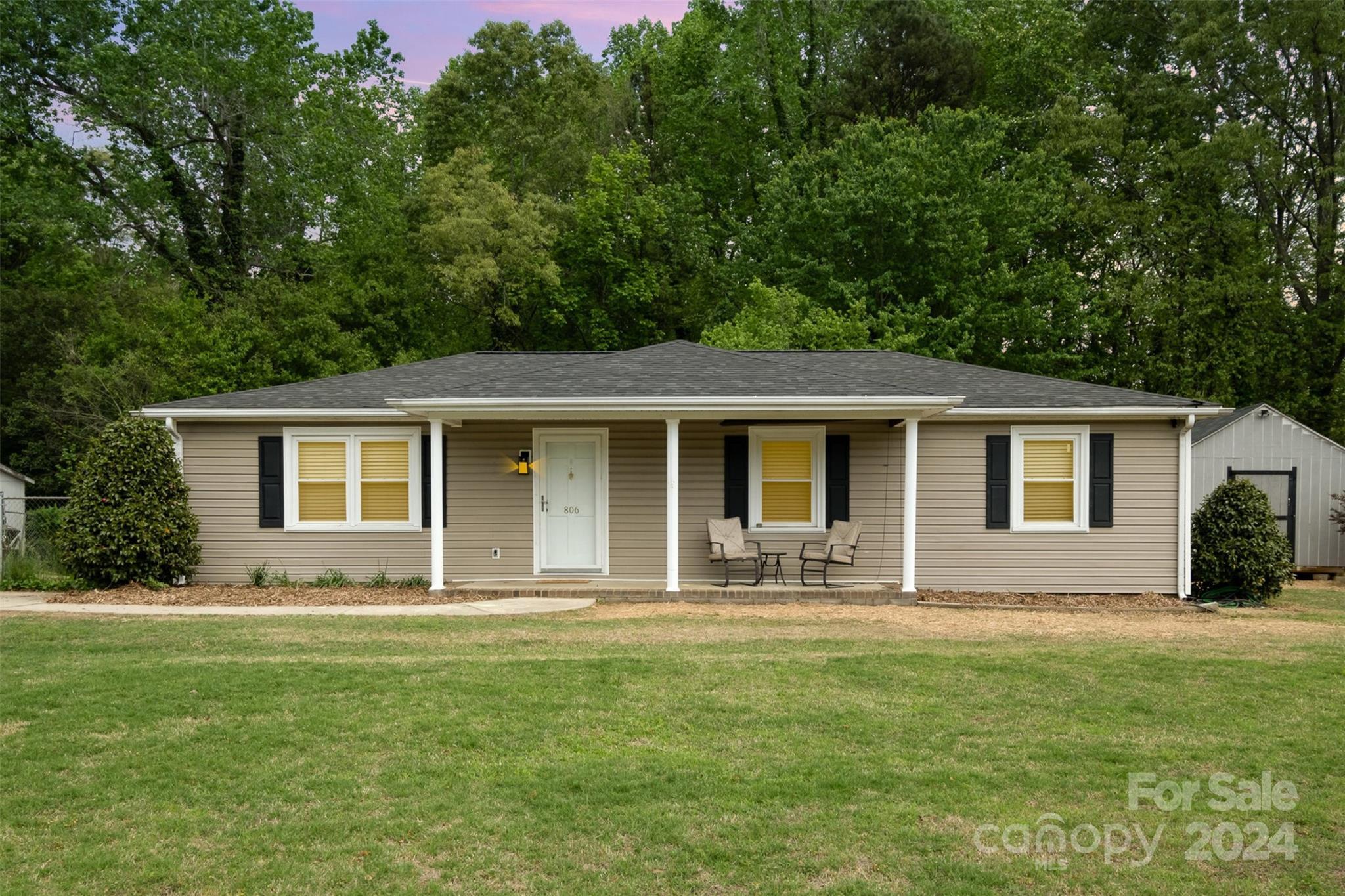 Photo one of 806 Chestnut St Stanley NC 28164 | MLS 4131571