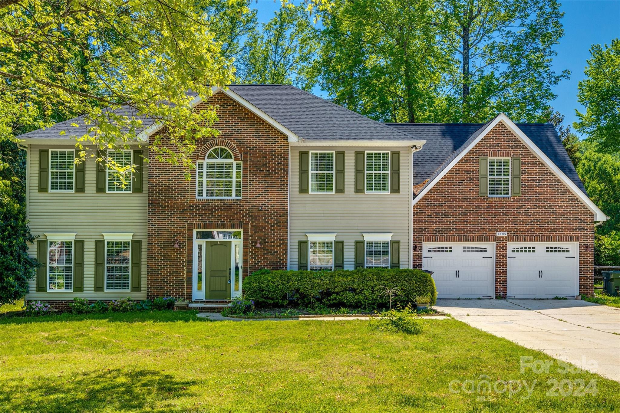 Photo one of 1505 Airslee Ct Rock Hill SC 29732 | MLS 4131589