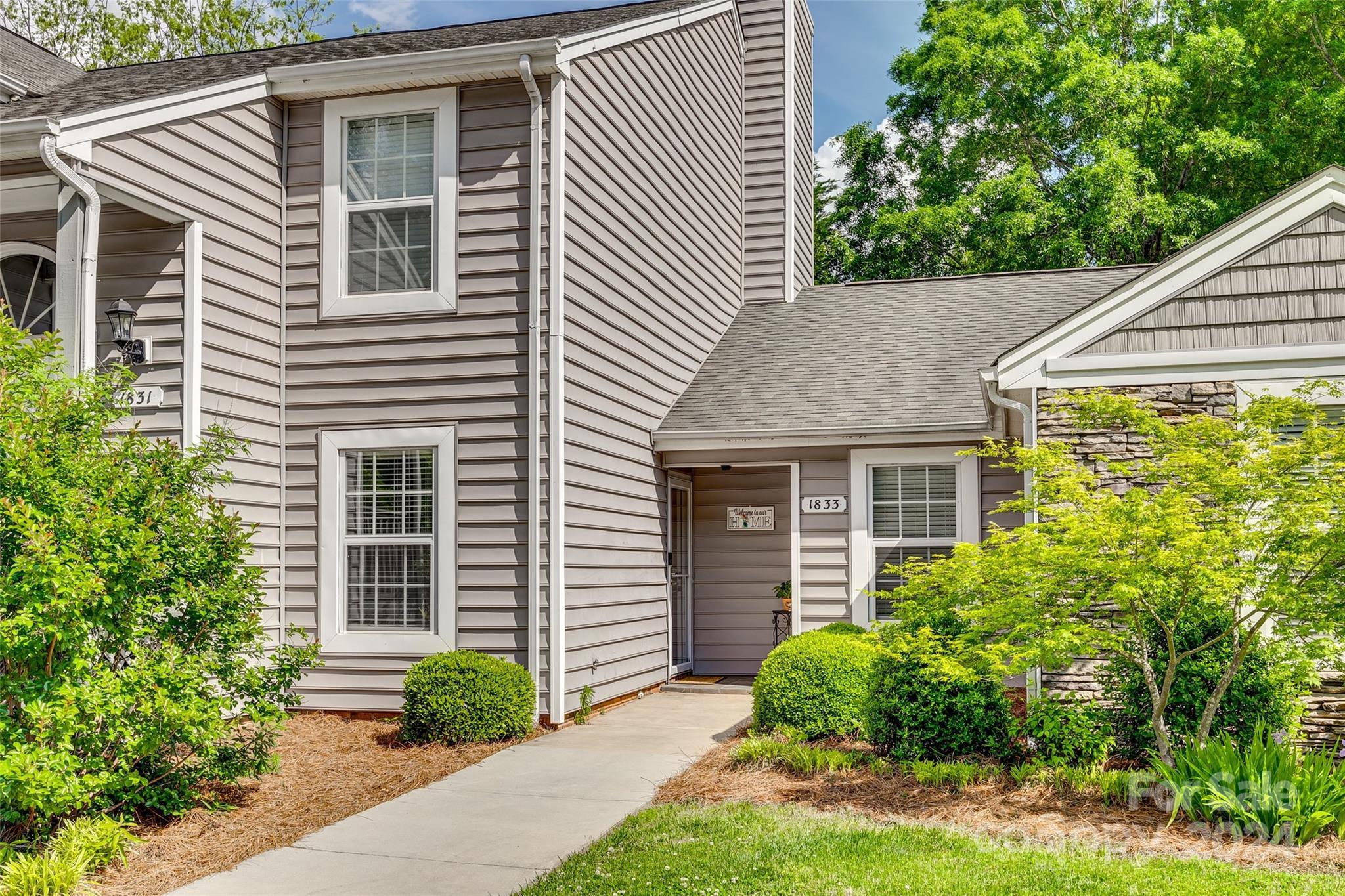 Photo one of 1833 Fairlawn Ct Rock Hill SC 29732 | MLS 4131599