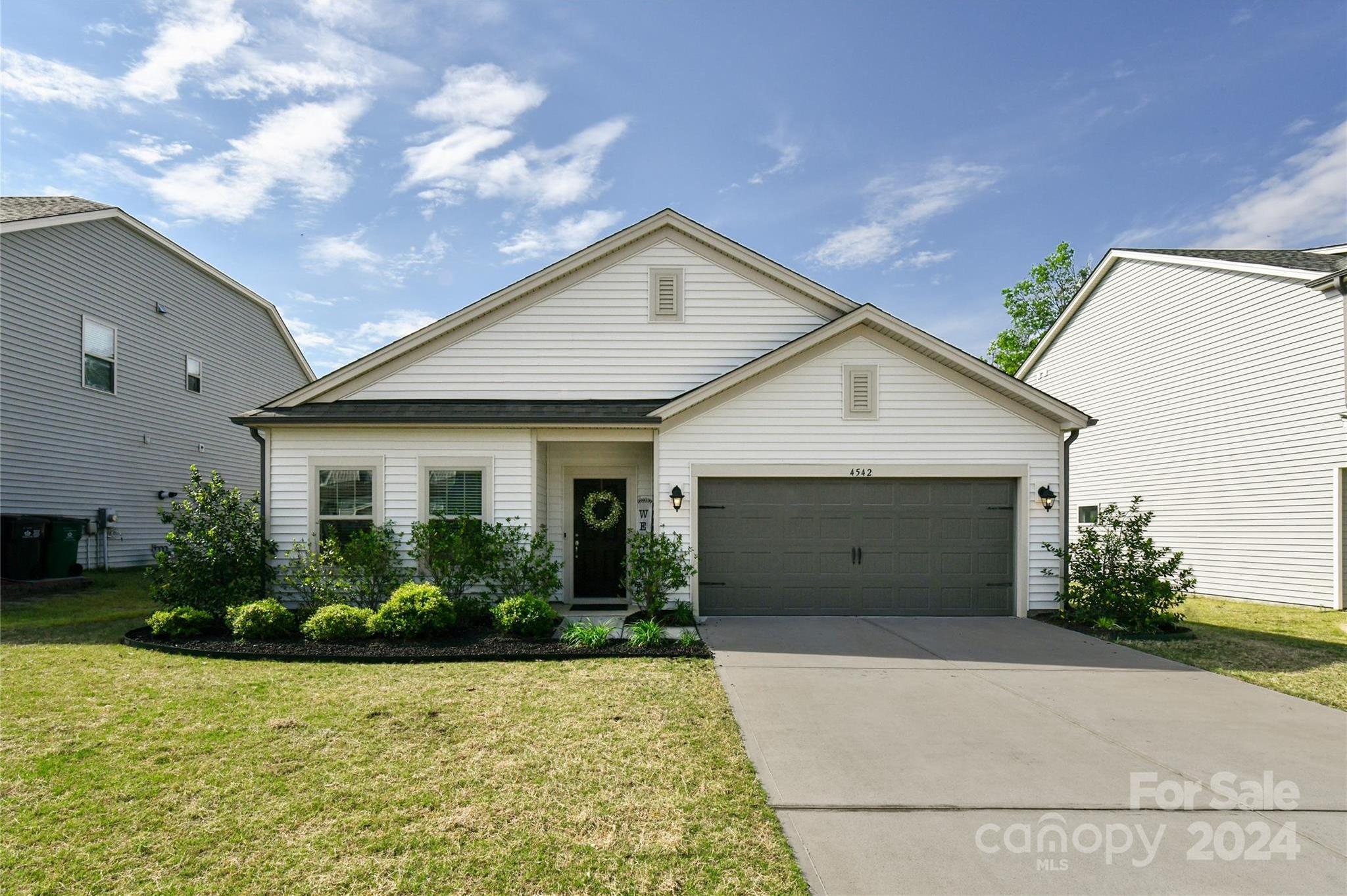 Photo one of 4542 Collingham Dr Charlotte NC 28273 | MLS 4131910