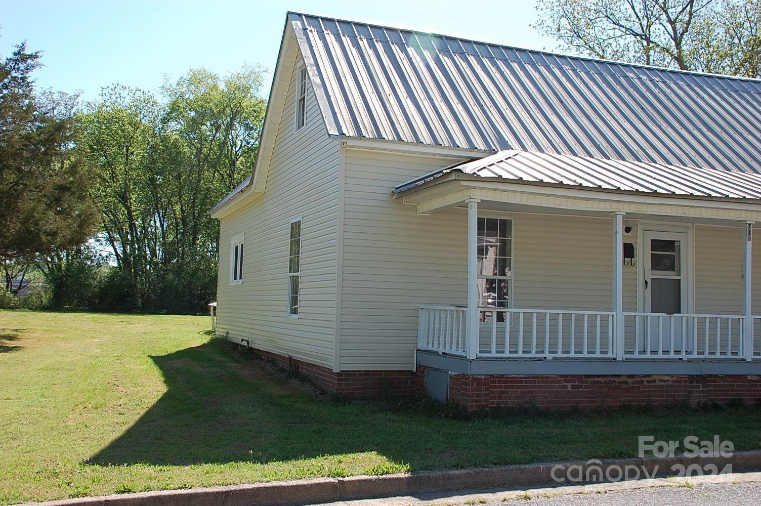 Photo one of 710 Austin St # 124 Albemarle NC 28001 | MLS 4131913