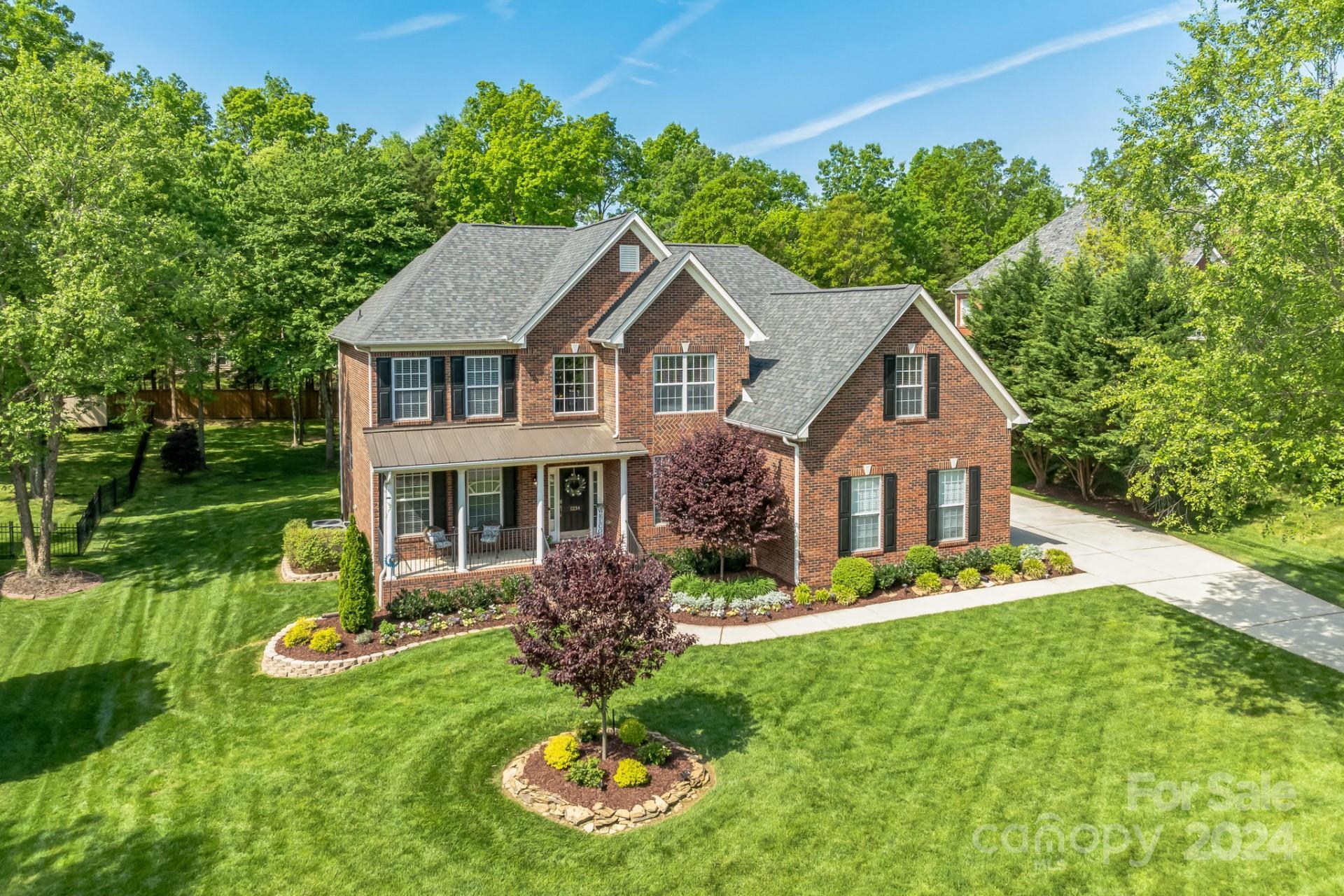 Photo one of 1234 Dobson Dr Waxhaw NC 28173 | MLS 4133041