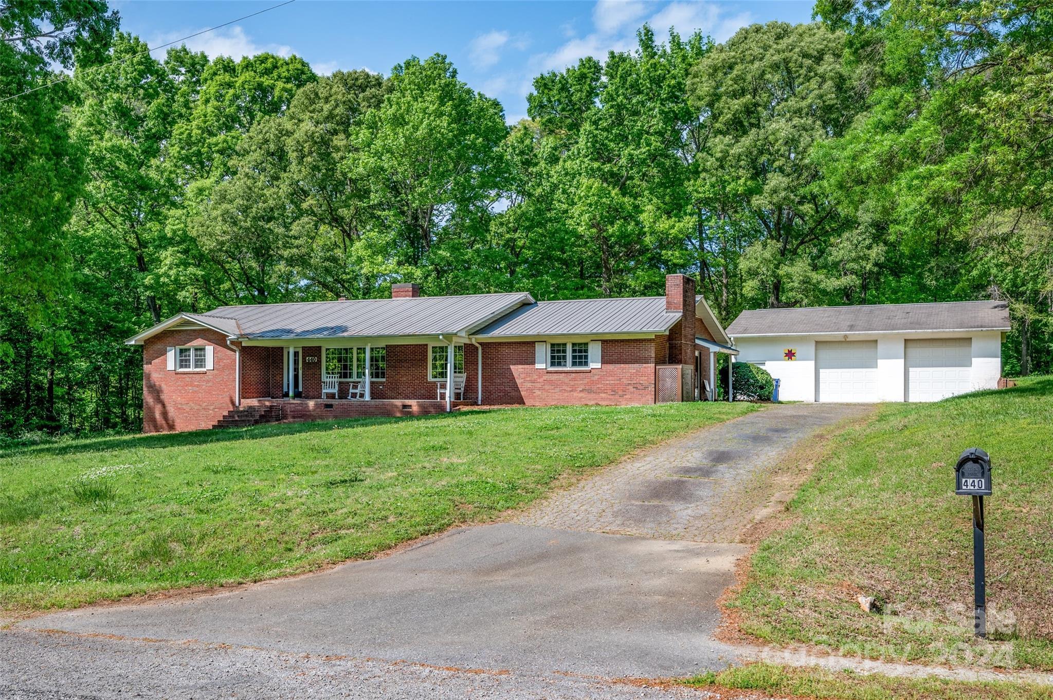 Photo one of 440 Parkwood Rd Cleveland NC 27013 | MLS 4133127