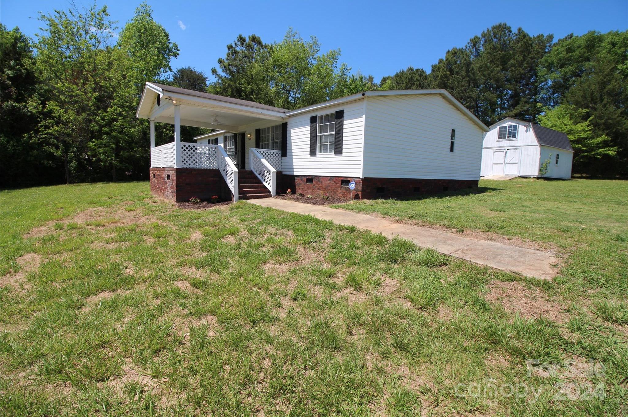 Photo one of 568 Old Nc 277 Rd Bessemer City NC 28016 | MLS 4133392