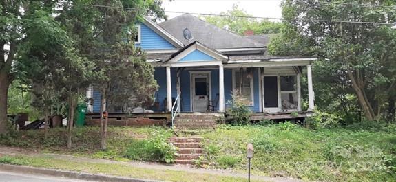 Photo one of 118 Summit Ave Albemarle NC 28001 | MLS 4140488