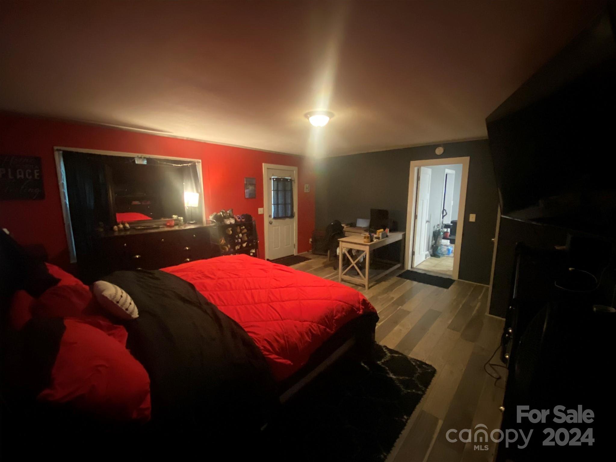 Photo #11