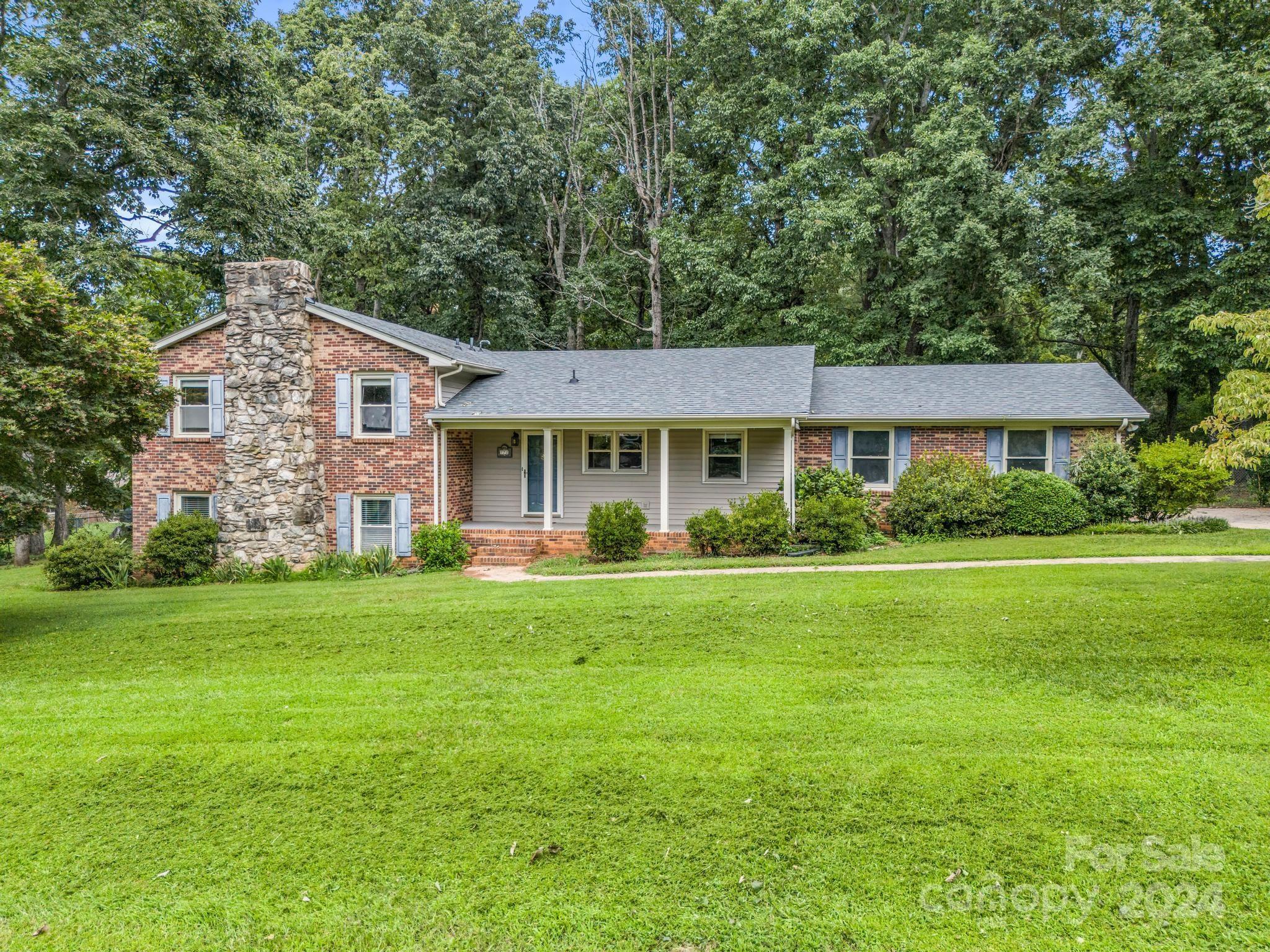 Photo one of 772 Fernwood Rd Lincolnton NC 28092 | MLS 4166812