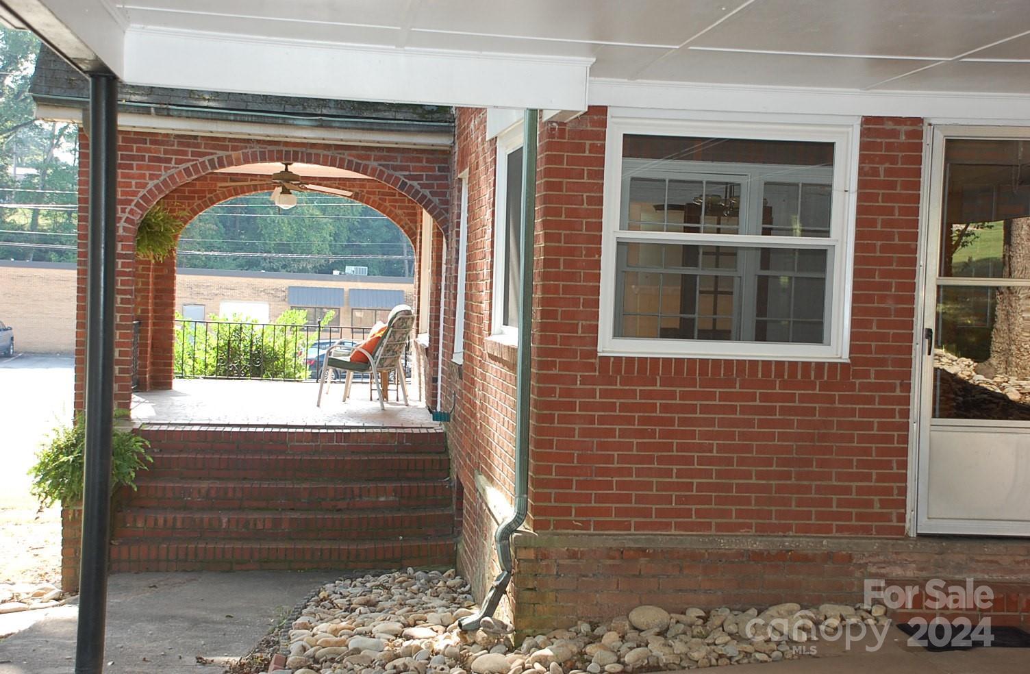 Photo #4