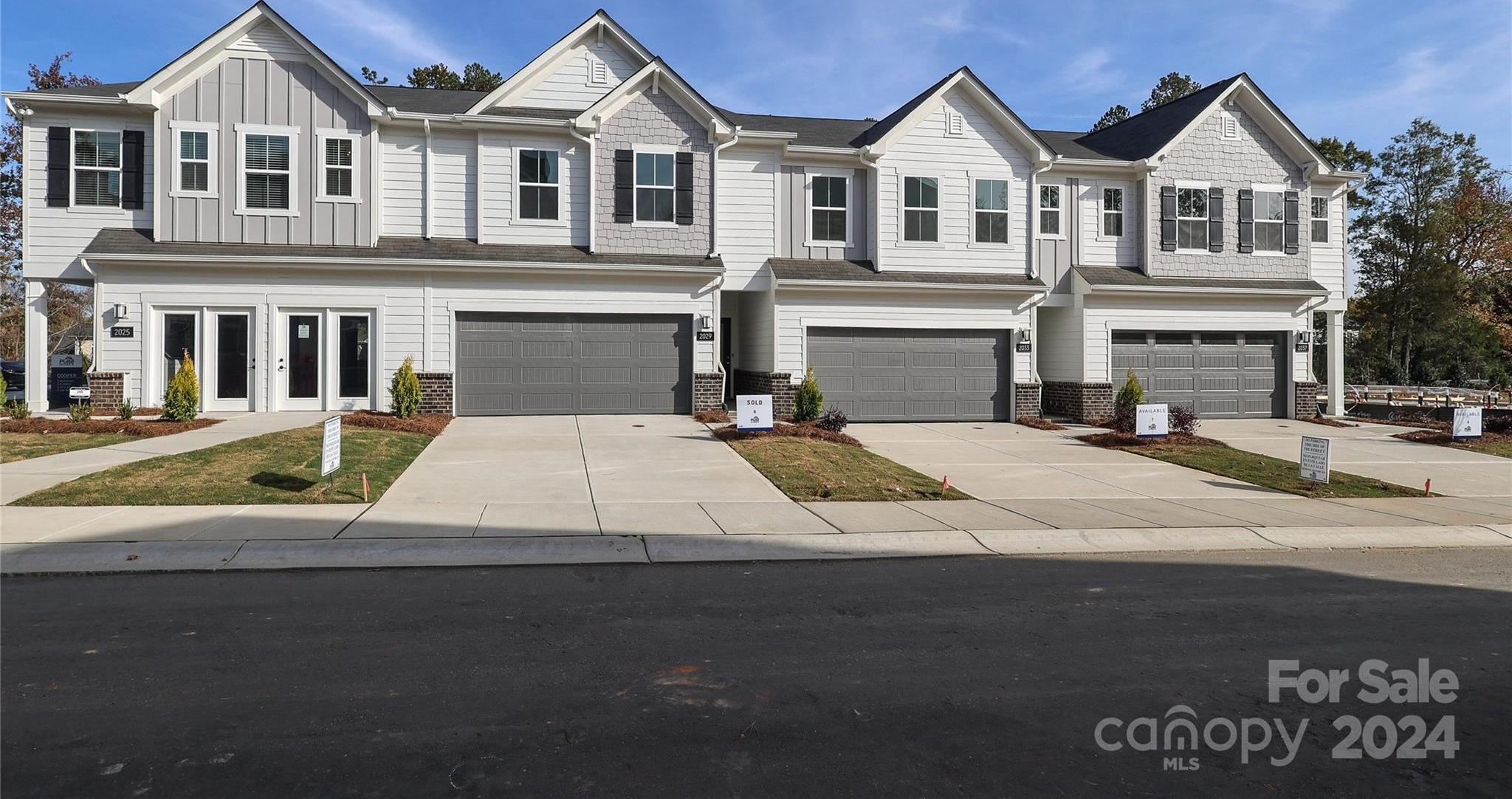 Photo one of 2109 Bayou Trace Dr # Lot 11 Charlotte NC 28262 | MLS 4203563