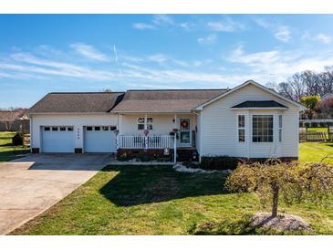 Photo one of 3800 River Rd Hickory NC 28602 | MLS 4011513