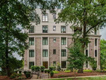 Photo one of 1333 Queens Rd # B2 Charlotte NC 28207 | MLS 4031067