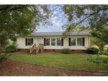 Photo one of 7839 Beatties Ford Rd Charlotte NC 28216 | MLS 4069348